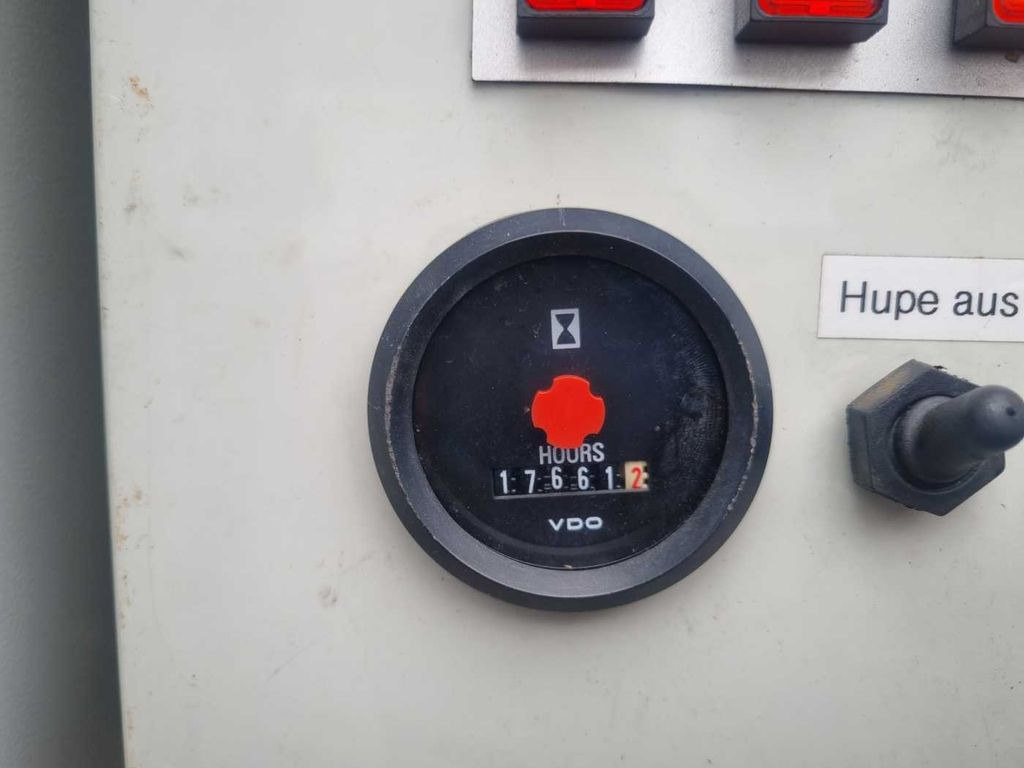 Caminhão MAN TGA 26.400 6x2/4 Asphaltkocher GTK: foto 14 Caminhão MAN TGA 26.400 6x2/4 Asphaltkocher GTK: foto 14