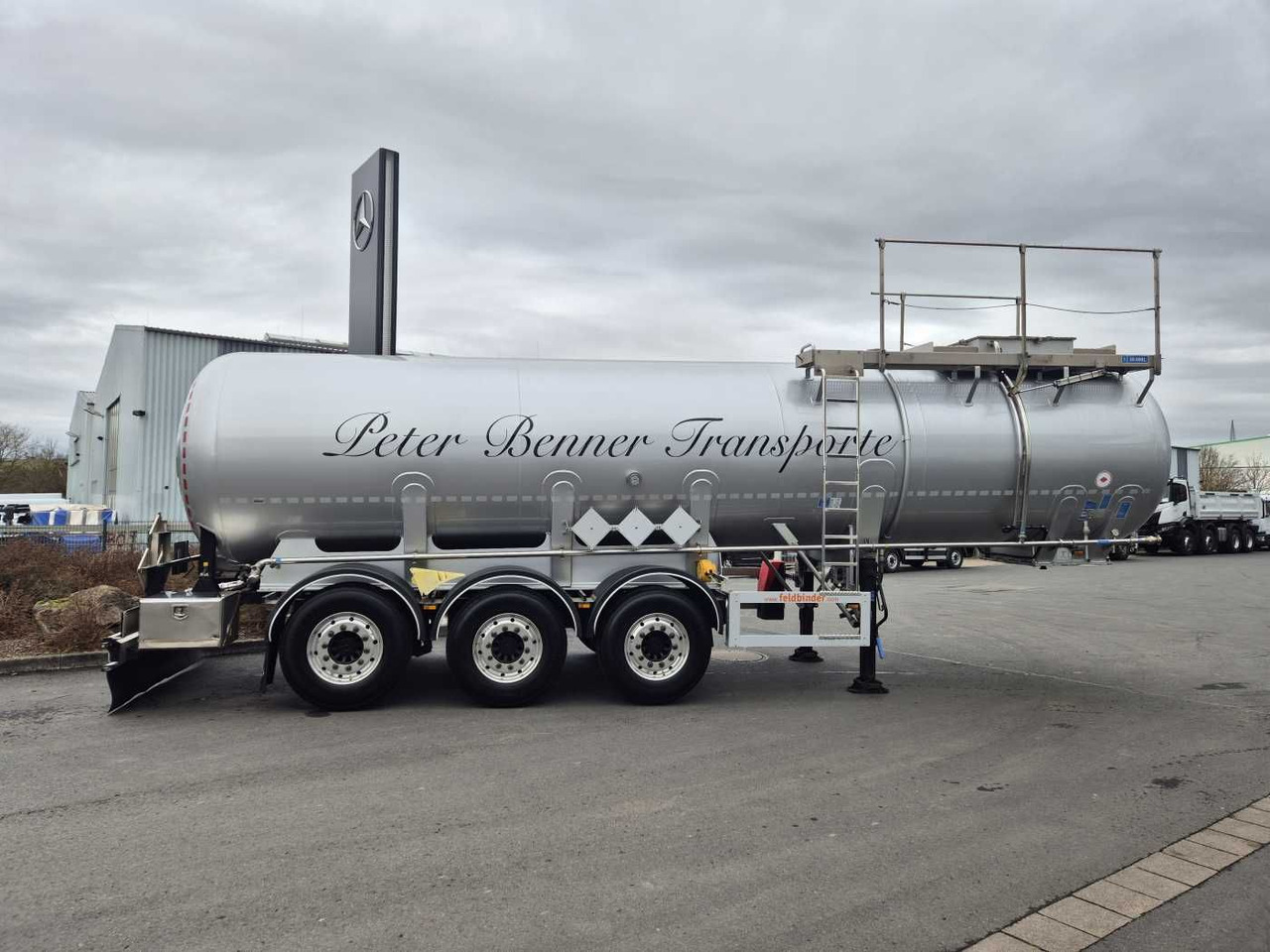 Feldbinder TSA 30.3 Gefahrgut ADR, 1 Kammer 30.000 Liter - Semirreboque tanque: foto 5 Feldbinder TSA 30.3 Gefahrgut ADR, 1 Kammer 30.000 Liter - Semirreboque tanque: foto 5