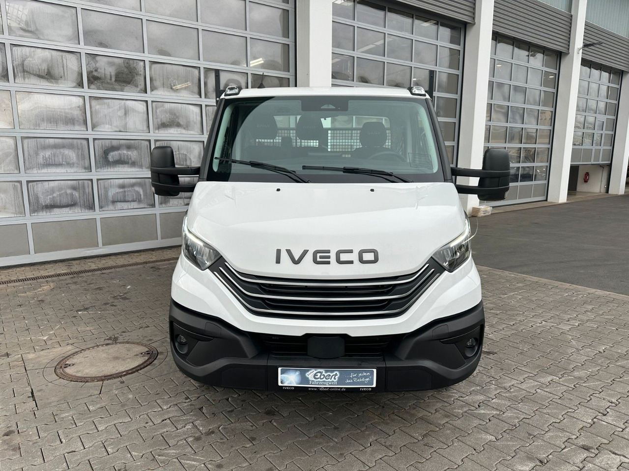 Iveco 70C18H 3-S.-Kipper Meiller *R3.450mm*2xAHK* - Furgão basculante: foto 2 Iveco 70C18H 3-S.-Kipper Meiller *R3.450mm*2xAHK* - Furgão basculante: foto 2