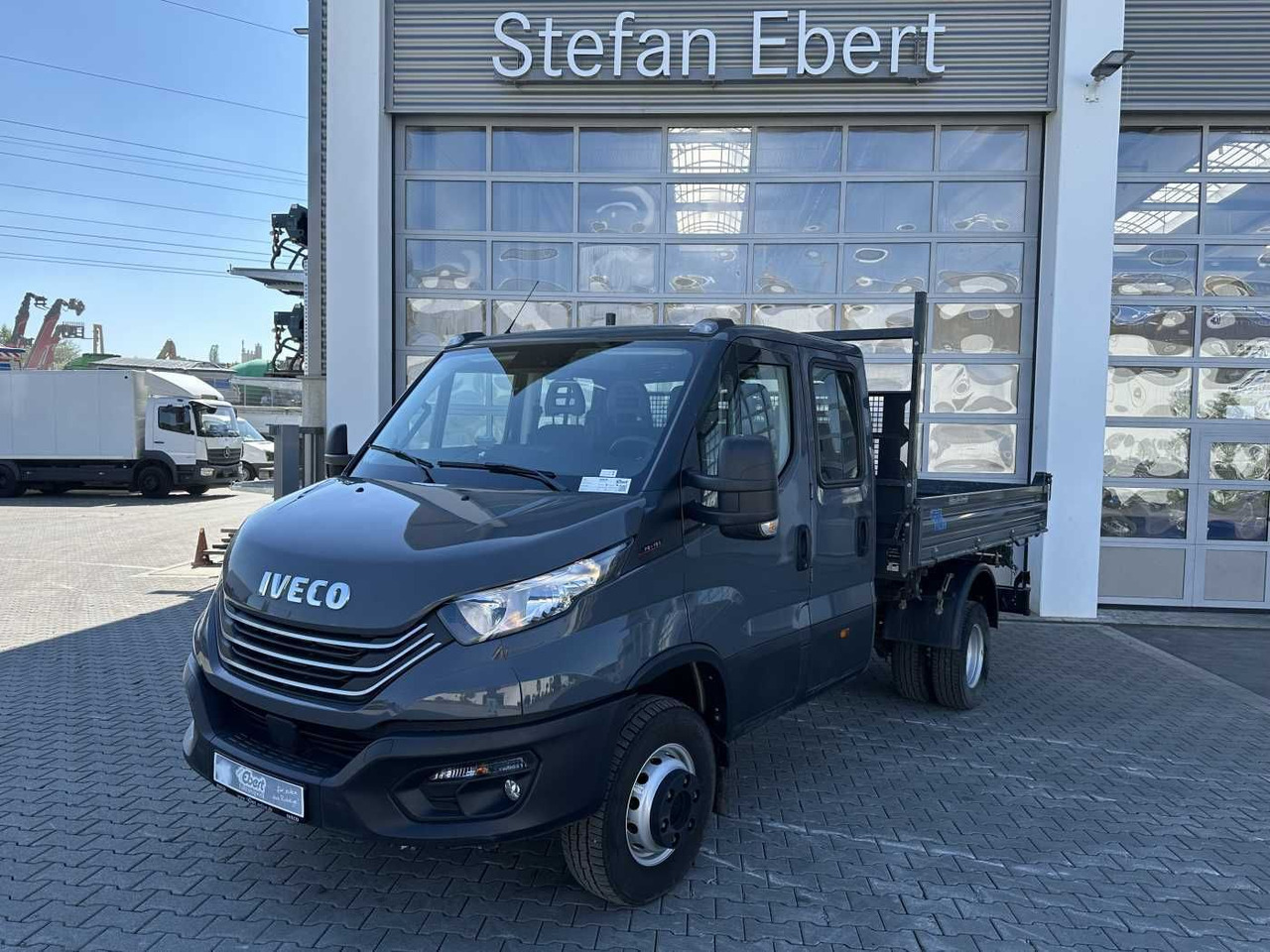 Iveco 70C18H Meiller 3-S.Kipper *R.3750mm*7Sitze*AHK* - Furgão basculante: foto 1 Iveco 70C18H Meiller 3-S.Kipper *R.3750mm*7Sitze*AHK* - Furgão basculante: foto 1