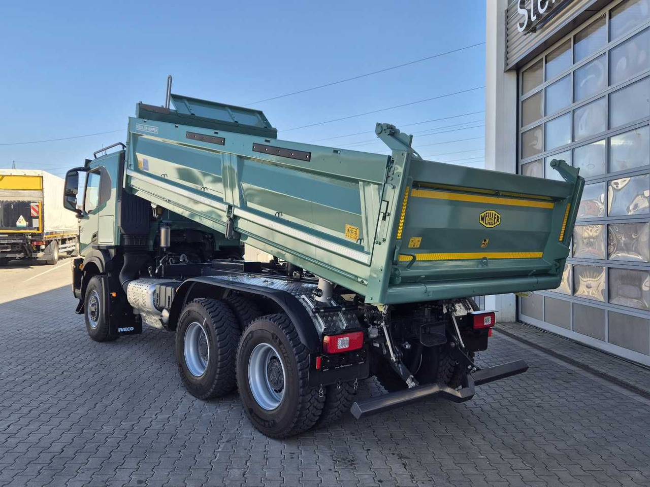 Iveco AT300X48Z HR OFF 6x4 Meiller-Kipper + Bordmatik - Caminhão basculante: foto 4 Iveco AT300X48Z HR OFF 6x4 Meiller-Kipper + Bordmatik - Caminhão basculante: foto 4