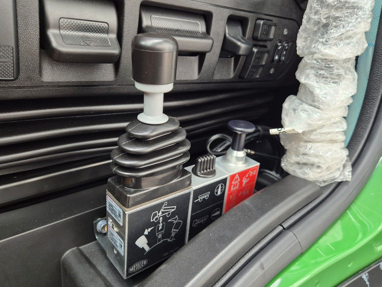 Caminhão basculante Iveco AT300X54Z HR OFF Bordmatik AHK Intarder: foto 26