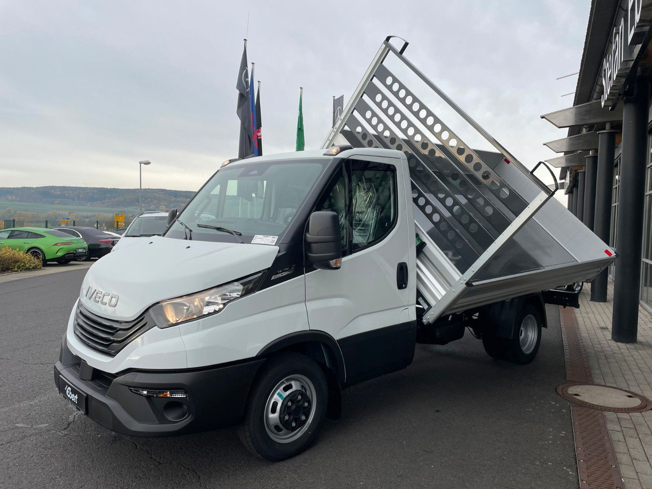 Iveco Daily 35C14 A8 *R3.450mm*Automatik* 7x vorhanden - Furgão basculante: foto 5 Iveco Daily 35C14 A8 *R3.450mm*Automatik* 7x vorhanden - Furgão basculante: foto 5