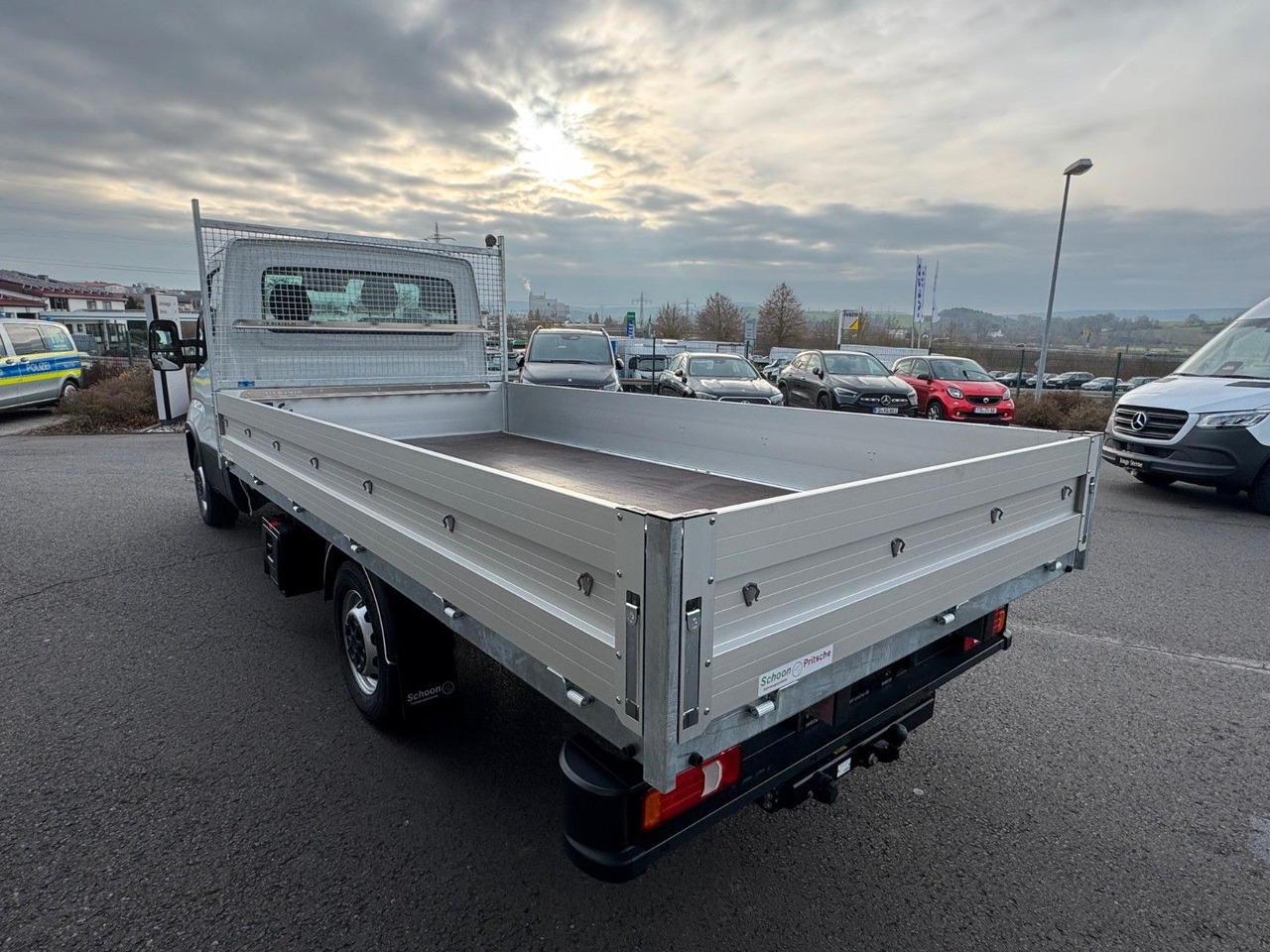 Iveco Daily 35S14 A8*L4.260mm*Automatik*Kamera* - Furgão caixa aberta: foto 5 Iveco Daily 35S14 A8*L4.260mm*Automatik*Kamera* - Furgão caixa aberta: foto 5