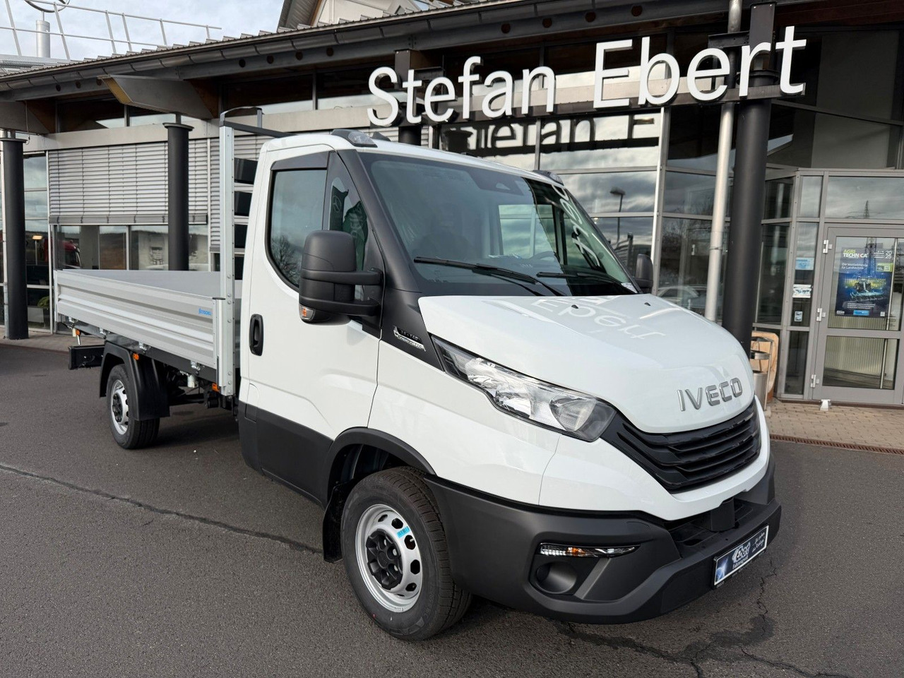 Iveco Daily 35S14 A8*R3.450mm*Automatik*Kamera*2Sitze* - Furgão basculante: foto 1 Iveco Daily 35S14 A8*R3.450mm*Automatik*Kamera*2Sitze* - Furgão basculante: foto 1