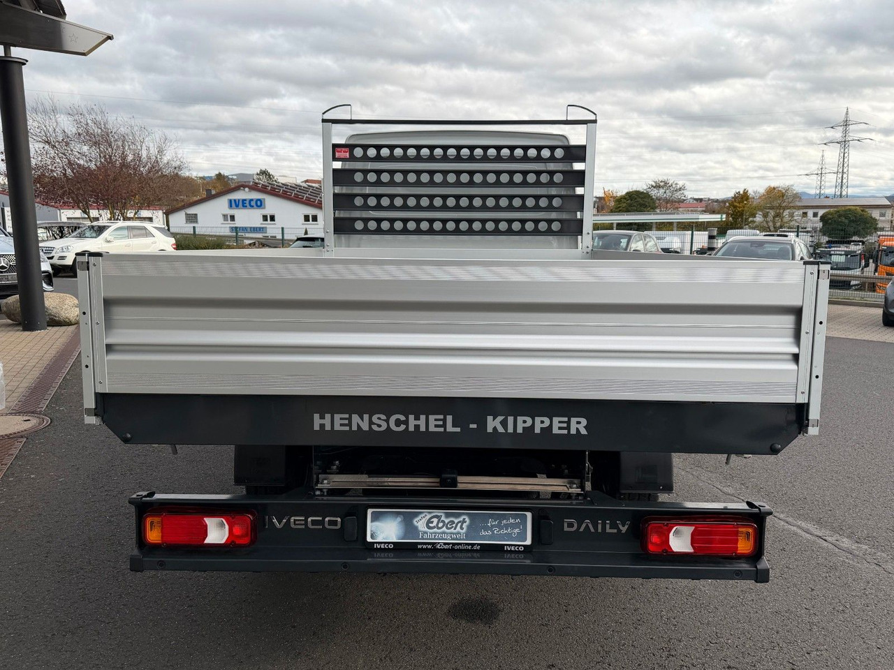 Iveco Daily 35S14 A8*R3.450mm*Automatik*Kamera*2Sitze* - Furgão basculante: foto 5 Iveco Daily 35S14 A8*R3.450mm*Automatik*Kamera*2Sitze* - Furgão basculante: foto 5