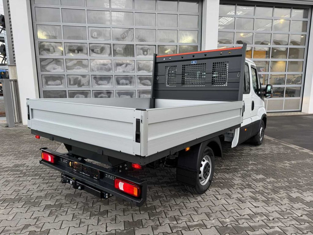 Iveco Daily 35S16 A8 Pritsche *7-Sitze*AHK*Automatik* Iveco Daily 35S16 A8 Pritsche *7-Sitze*AHK*Automatik* - Furgão caixa aberta: foto 5 Iveco Daily 35S16 A8 Pritsche *7-Sitze*AHK*Automatik* Iveco Daily 35S16 A8 Pritsche *7-Sitze*AHK*Automatik* - Furgão caixa aberta: foto 5