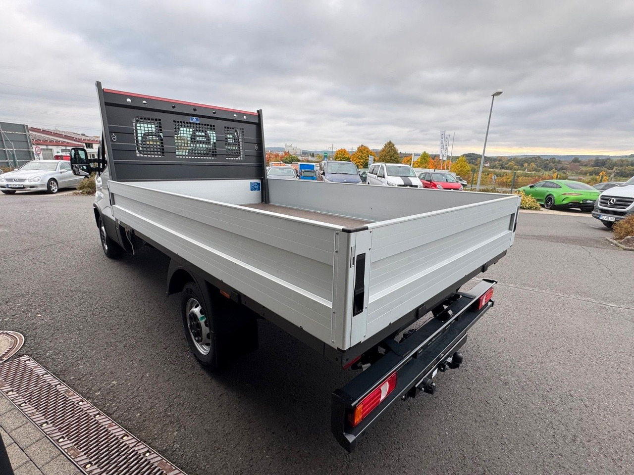 Iveco Daily 35S16 A8 *R3.450mm*Automatik*AHK*Kamera* - Furgão caixa aberta: foto 4 Iveco Daily 35S16 A8 *R3.450mm*Automatik*AHK*Kamera* - Furgão caixa aberta: foto 4