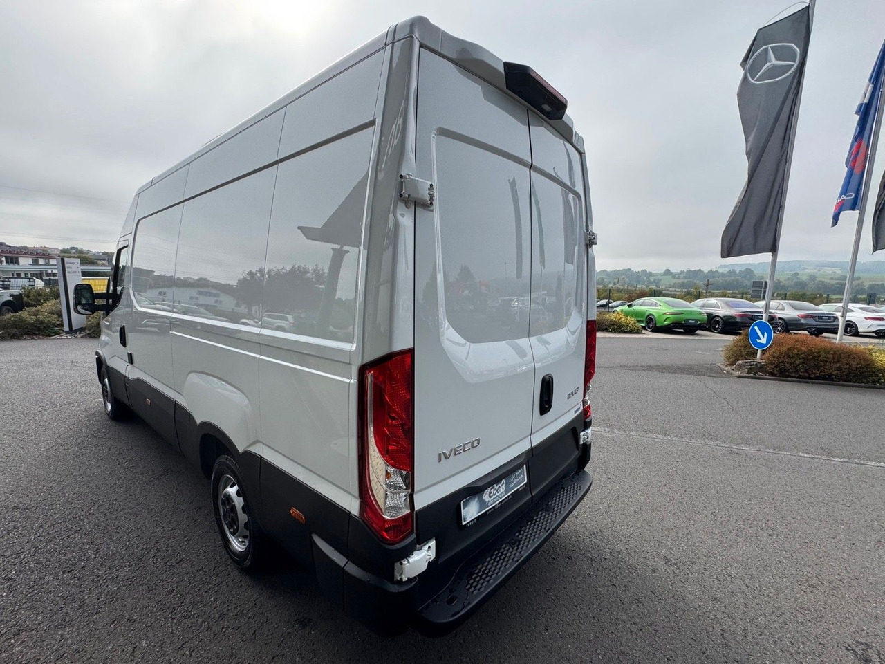 Iveco Daily 35S16 A8 *Standkühlung*Kamera*Automatik*3x - Carrinha frigorífica: foto 5 Iveco Daily 35S16 A8 *Standkühlung*Kamera*Automatik*3x - Carrinha frigorífica: foto 5