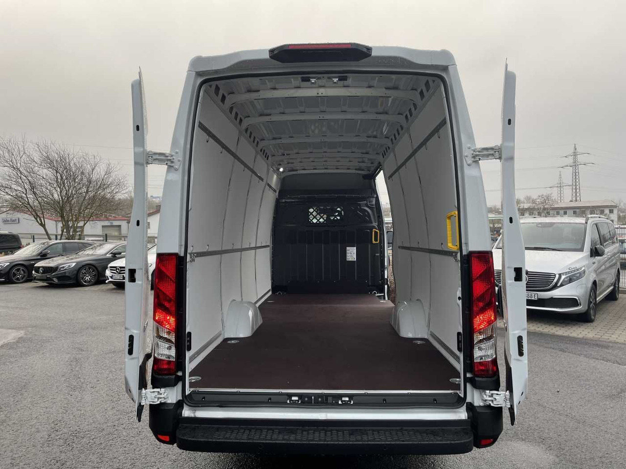 Iveco Daily 35S16V *Klima*R4.100mm* - Furgão: foto 5 Iveco Daily 35S16V *Klima*R4.100mm* - Furgão: foto 5