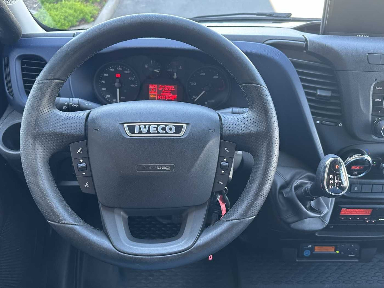 Furgão Iveco Daily 50C16 R4.100mm *AHK*Automatik*Ladekran*: foto 12