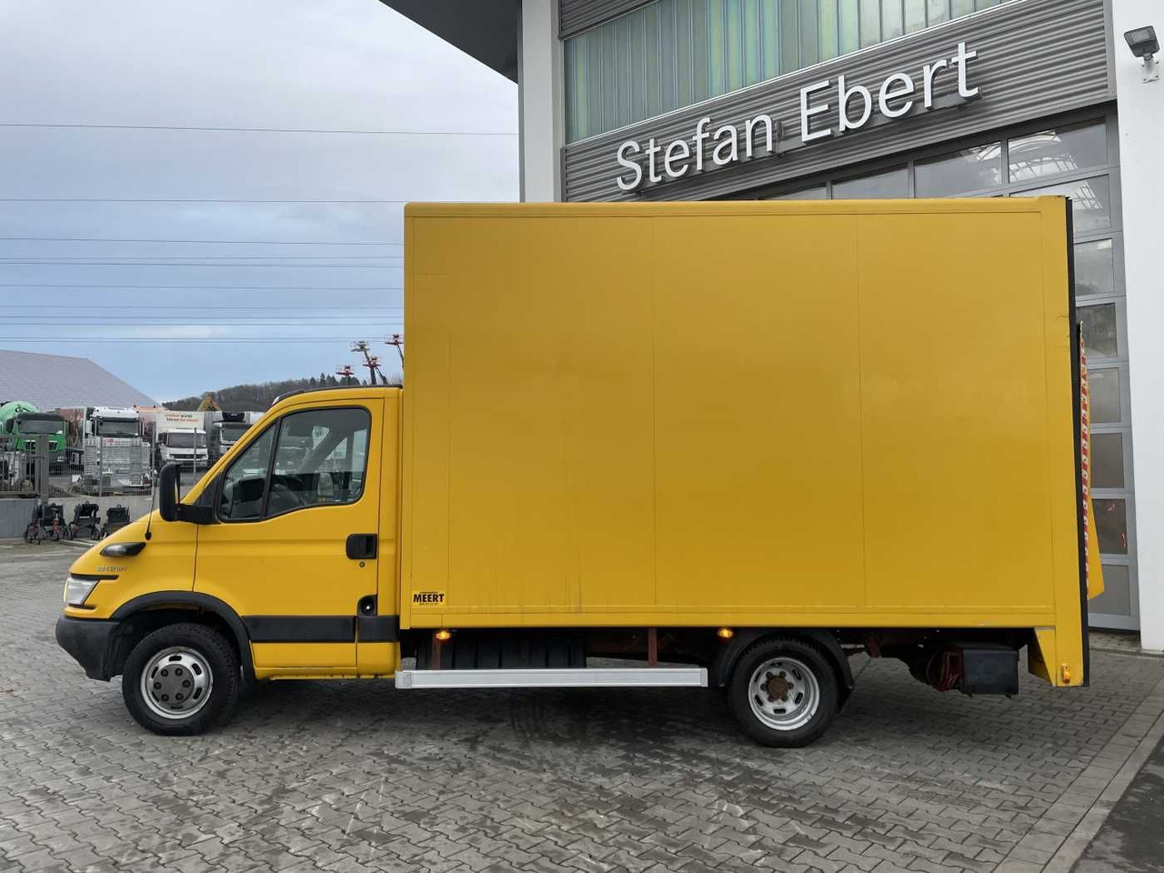 Iveco Daily 50C17 3.0L *Koffer*LBW*Klima* - Carrinha de contentor: foto 2 Iveco Daily 50C17 3.0L *Koffer*LBW*Klima* - Carrinha de contentor: foto 2