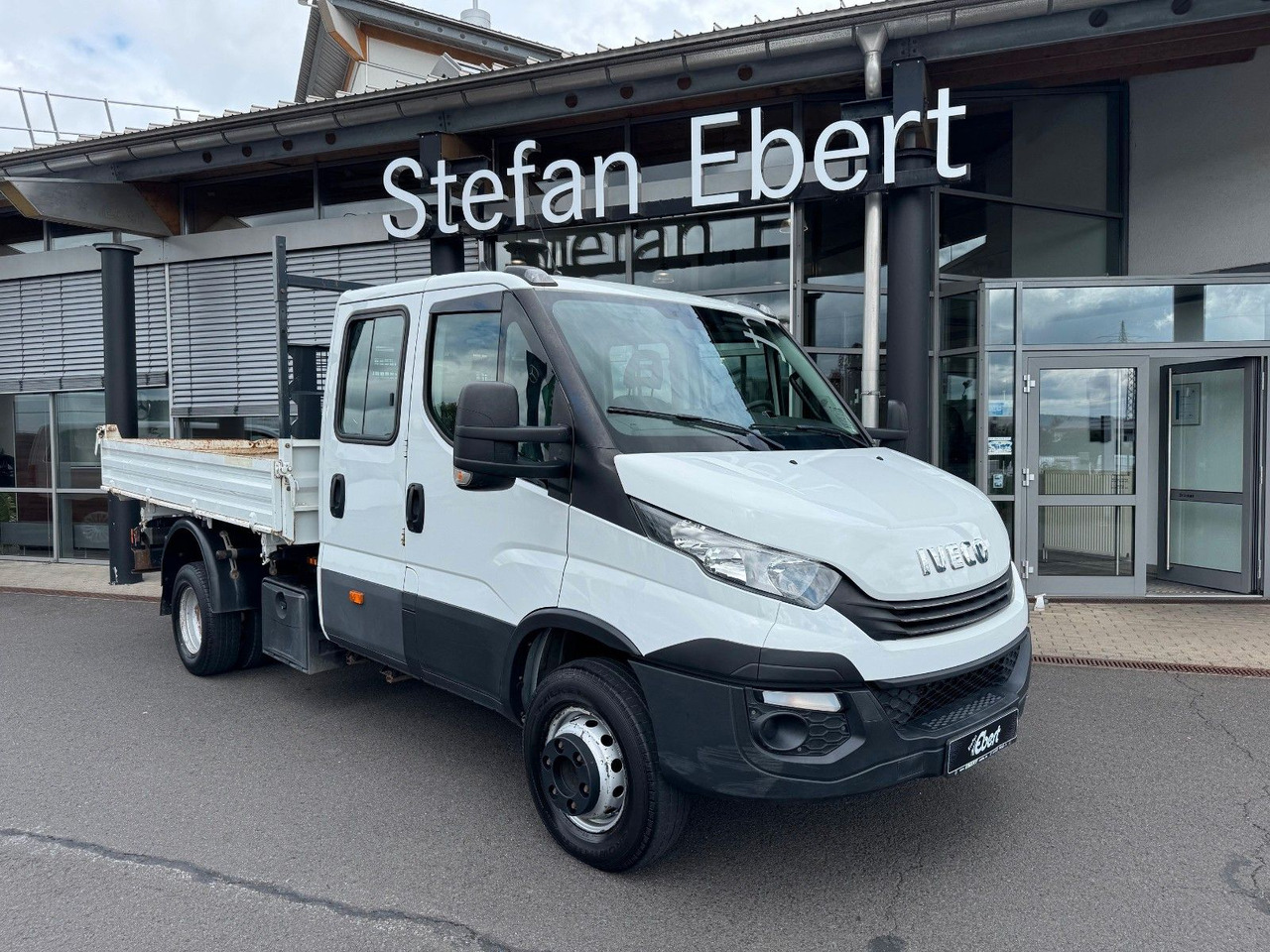Iveco Daily 60C18H Kipper *R3.750mm*2xAHK*Automatik* - Furgão basculante, Carrinha cabine dupla: foto 2 Iveco Daily 60C18H Kipper *R3.750mm*2xAHK*Automatik* - Furgão basculante, Carrinha cabine dupla: foto 2