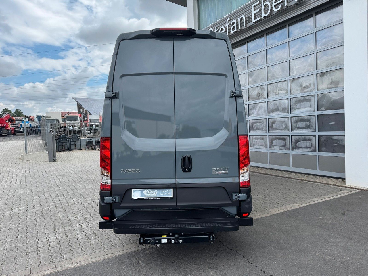 Iveco Daily 70C21 3.0L *L4*H3*Automatik*LED*Luft* 2x - Furgão: foto 5 Iveco Daily 70C21 3.0L *L4*H3*Automatik*LED*Luft* 2x - Furgão: foto 5