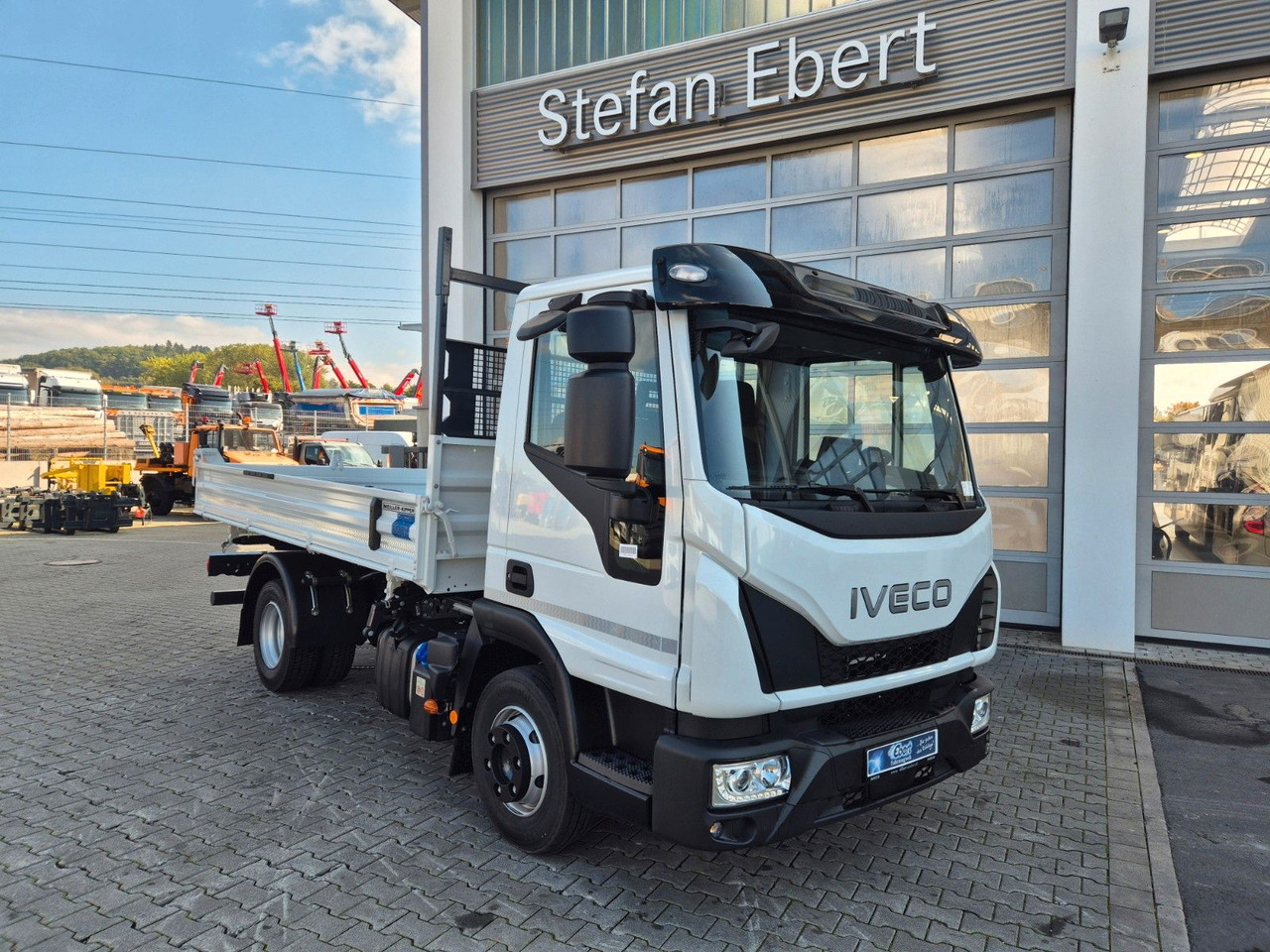 Iveco Eurocargo ML80E21 Meiller 2x AHK 3 Sitze - Caminhão basculante: foto 2 Iveco Eurocargo ML80E21 Meiller 2x AHK 3 Sitze - Caminhão basculante: foto 2