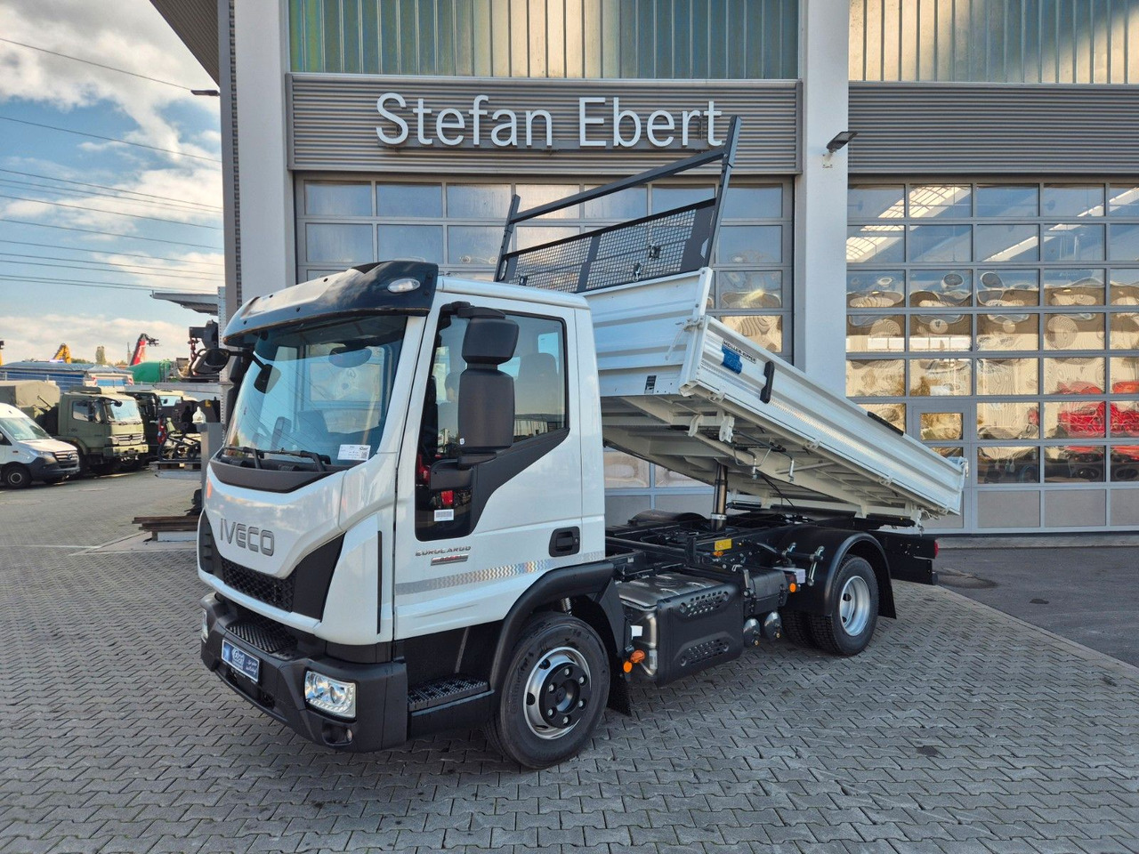 Iveco Eurocargo ML80E21 Meiller 2x AHK 3 Sitze Klima - Furgão basculante: foto 1 Iveco Eurocargo ML80E21 Meiller 2x AHK 3 Sitze Klima - Furgão basculante: foto 1