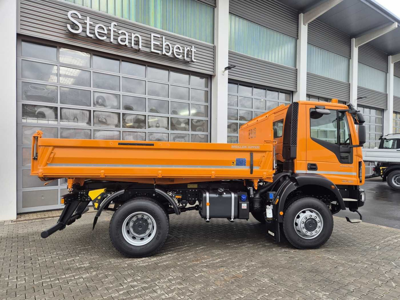 Iveco ML150E28W 4x4 Meiller Dreiseitenkipper 2xAHK - Caminhão basculante: foto 5 Iveco ML150E28W 4x4 Meiller Dreiseitenkipper 2xAHK - Caminhão basculante: foto 5