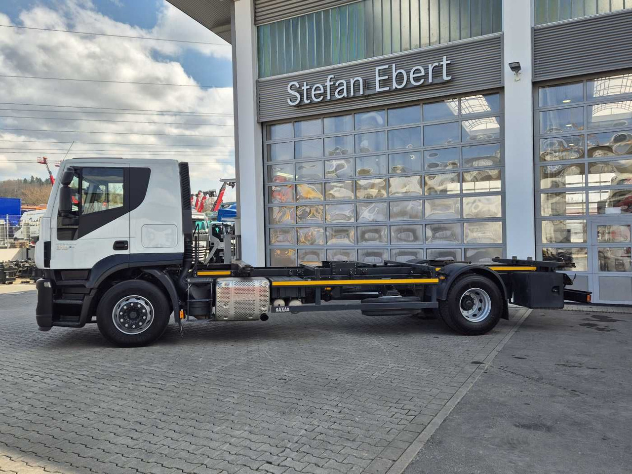 Iveco Stralis AT190S31/P BDF Klima Standh. AHK Bett - Caminhão transportador de contêineres/ Caixa móvel: foto 5 Iveco Stralis AT190S31/P BDF Klima Standh. AHK Bett - Caminhão transportador de contêineres/ Caixa móvel: foto 5