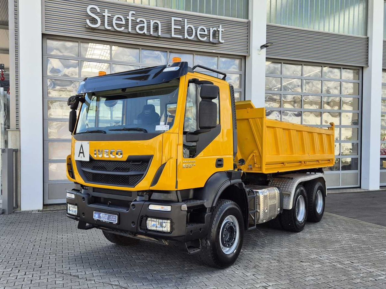 Iveco Trakker AD380T50 6x4 Kipper/SZM Wechselsystem - Caminhão basculante: foto 2 Iveco Trakker AD380T50 6x4 Kipper/SZM Wechselsystem - Caminhão basculante: foto 2