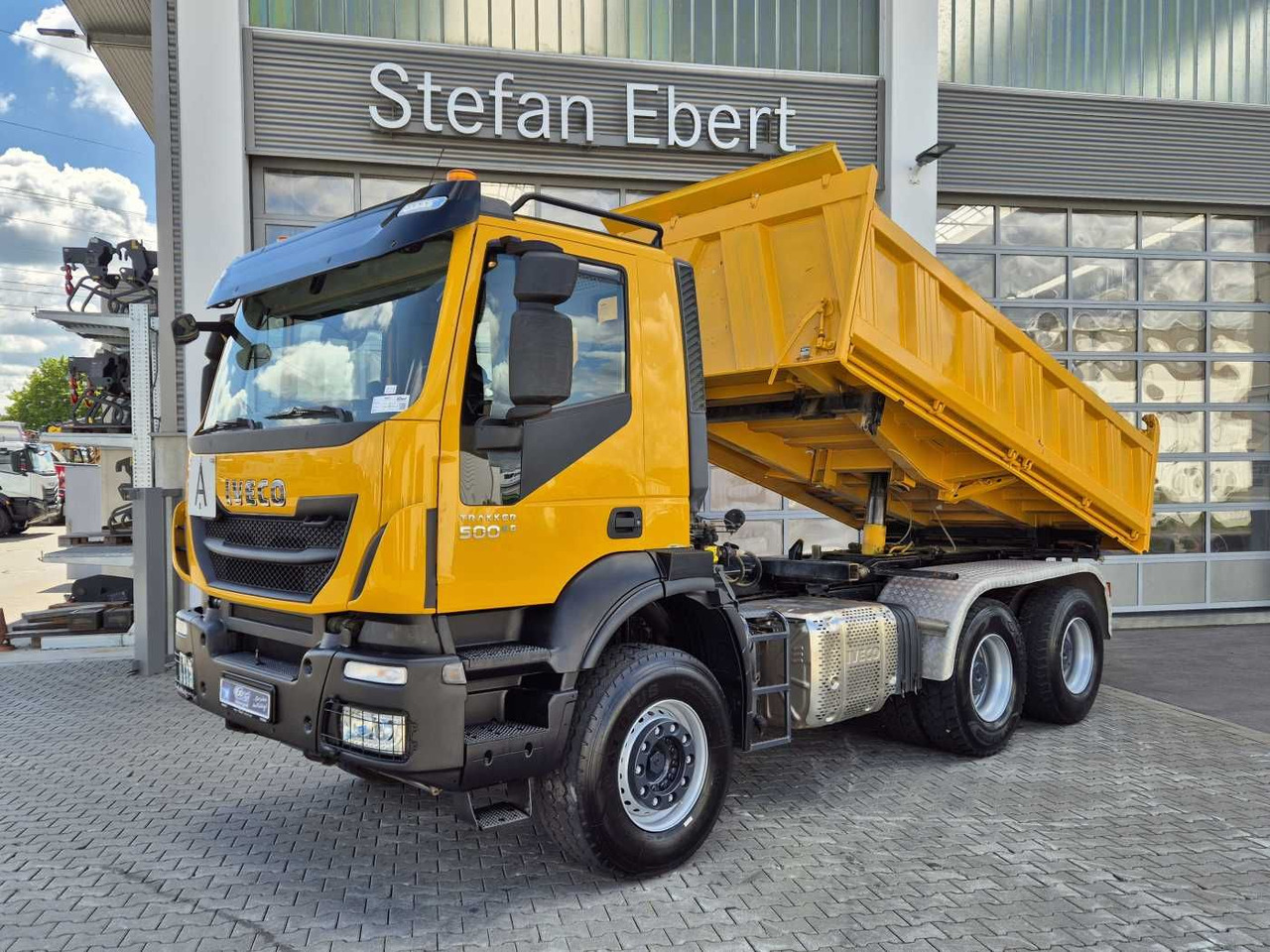Iveco Trakker AD380T50 6x4 Kipper/SZM Wechselsystem - Caminhão basculante: foto 1 Iveco Trakker AD380T50 6x4 Kipper/SZM Wechselsystem - Caminhão basculante: foto 1