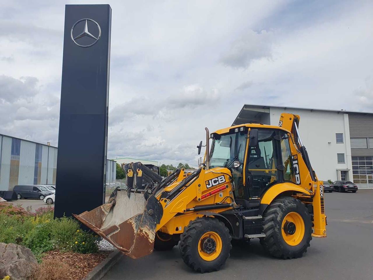 JCB 3CX / Gabel & 4in1 Schaufel / nur 1.561h / 2022 - Retroescavadeira: foto 1 JCB 3CX / Gabel & 4in1 Schaufel / nur 1.561h / 2022 - Retroescavadeira: foto 1