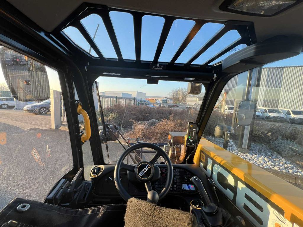 Empilhador telescópico JCB 514-40 / nur 108h / 2023 / Eigengewicht: 2.700kg: foto 11