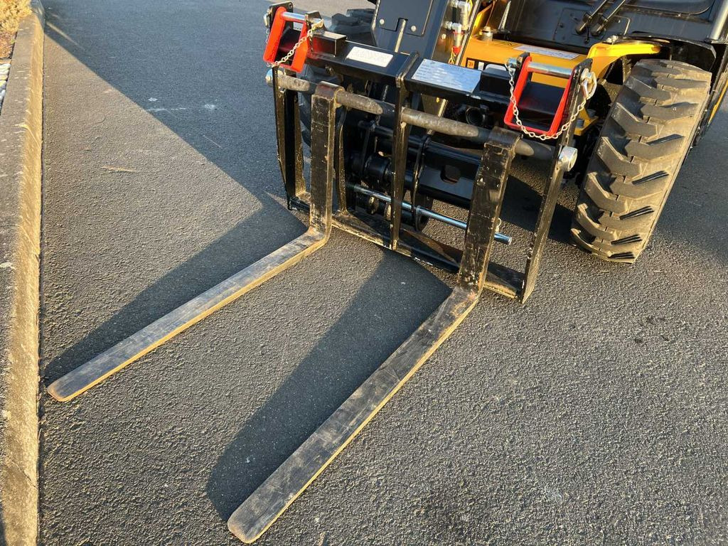 Empilhador telescópico JCB 514-40 / nur 108h / 2023 / Eigengewicht: 2.700kg: foto 7