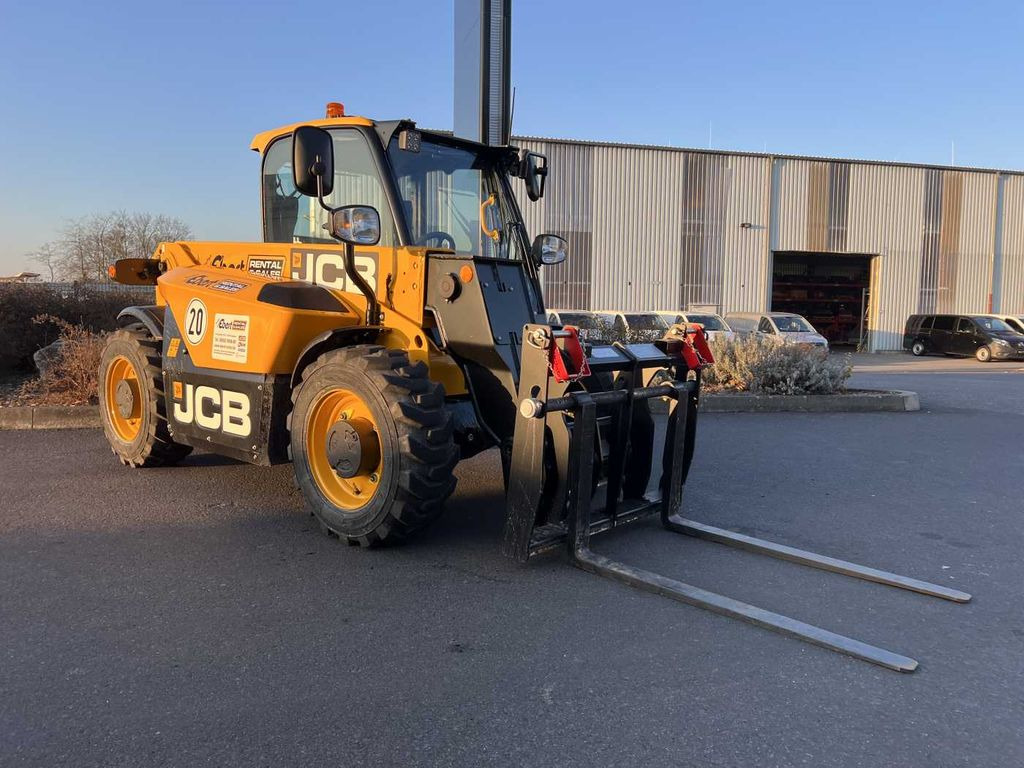 Empilhador telescópico JCB 514-40 / nur 108h / 2023 / Eigengewicht: 2.700kg: foto 6