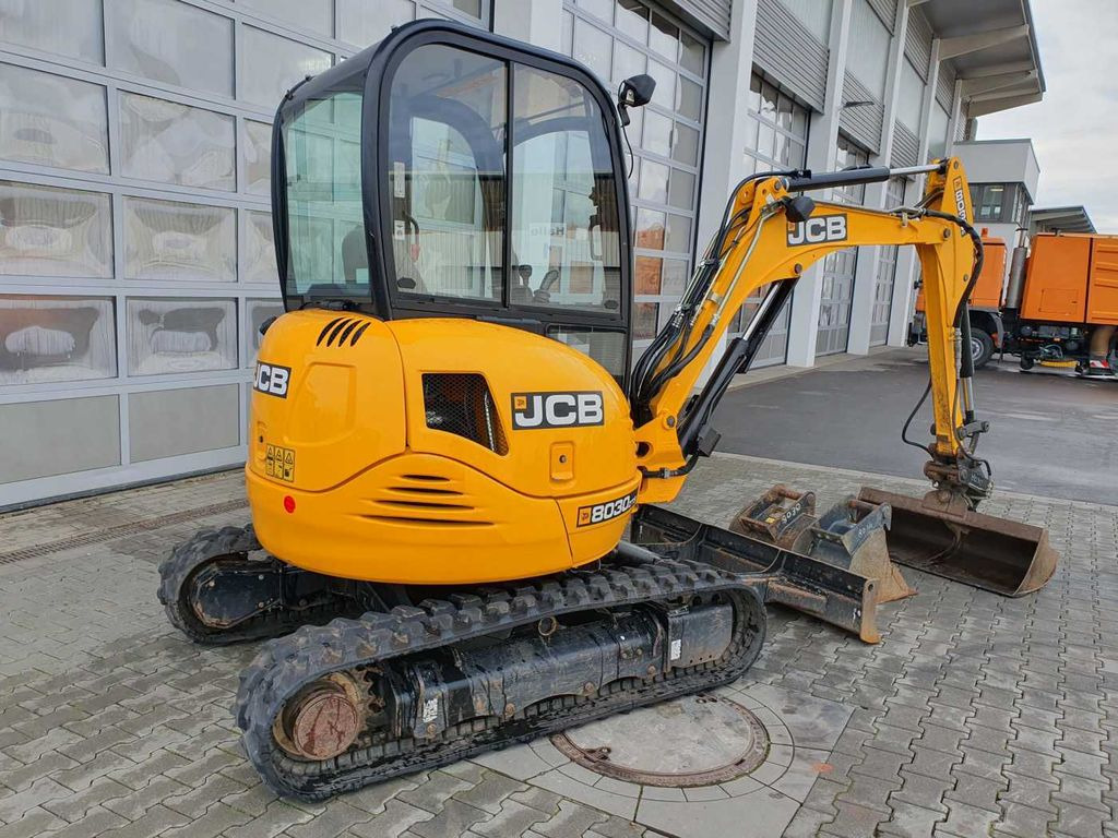 JCB 8030 ZTS / MS03 / 1.750h / 2019 / Löffelpaket - Mini escavadeira: foto 2 JCB 8030 ZTS / MS03 / 1.750h / 2019 / Löffelpaket - Mini escavadeira: foto 2