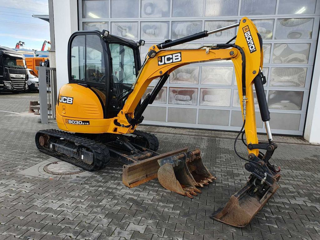 JCB 8030 ZTS / MS03 / 1.750h / 2019 / Löffelpaket - Mini escavadeira: foto 5 JCB 8030 ZTS / MS03 / 1.750h / 2019 / Löffelpaket - Mini escavadeira: foto 5