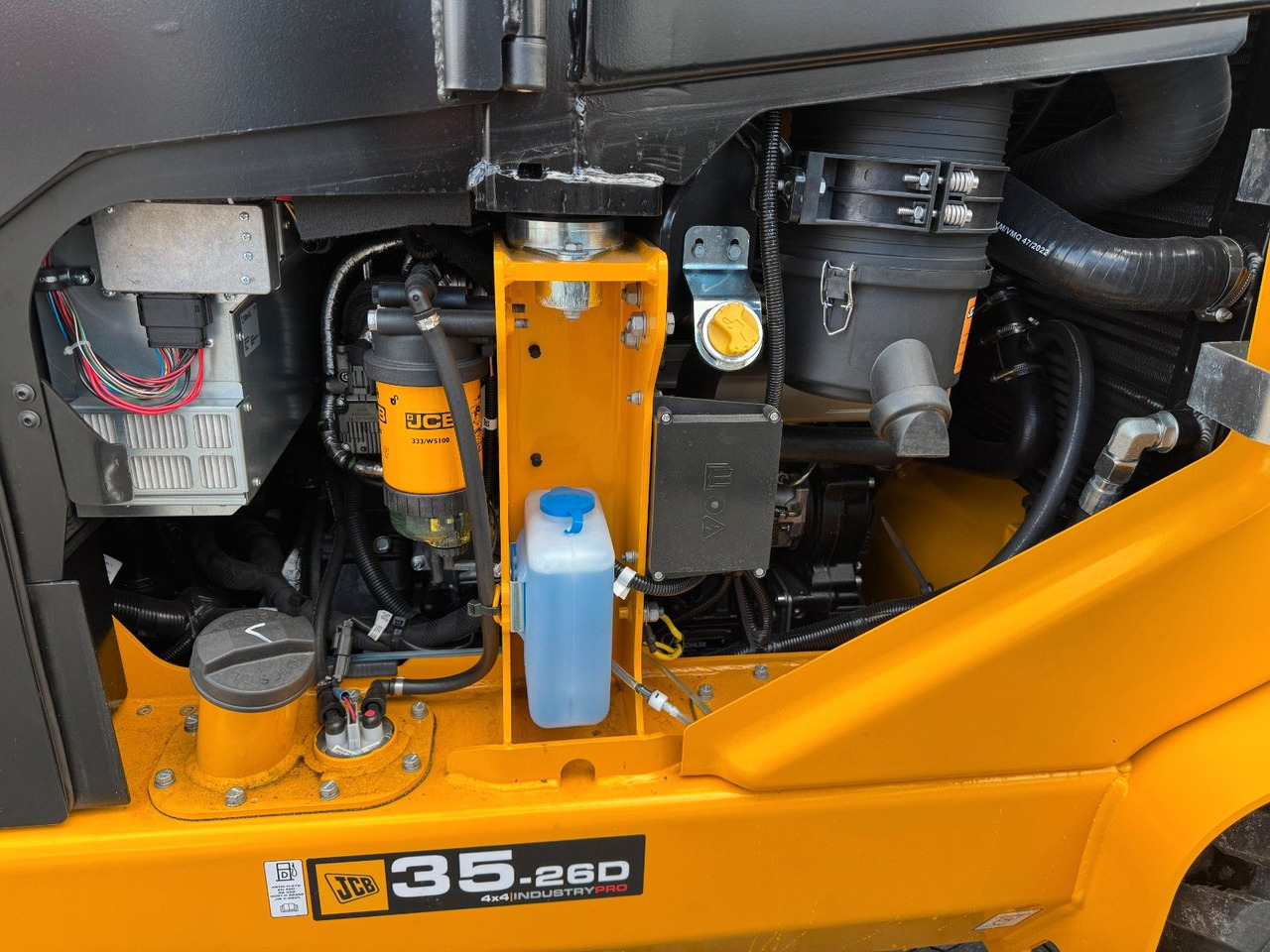 Empilhador telescópico JCB TLT 35-26D 4WD Teletruck / NEU 2025 / SS: foto 10