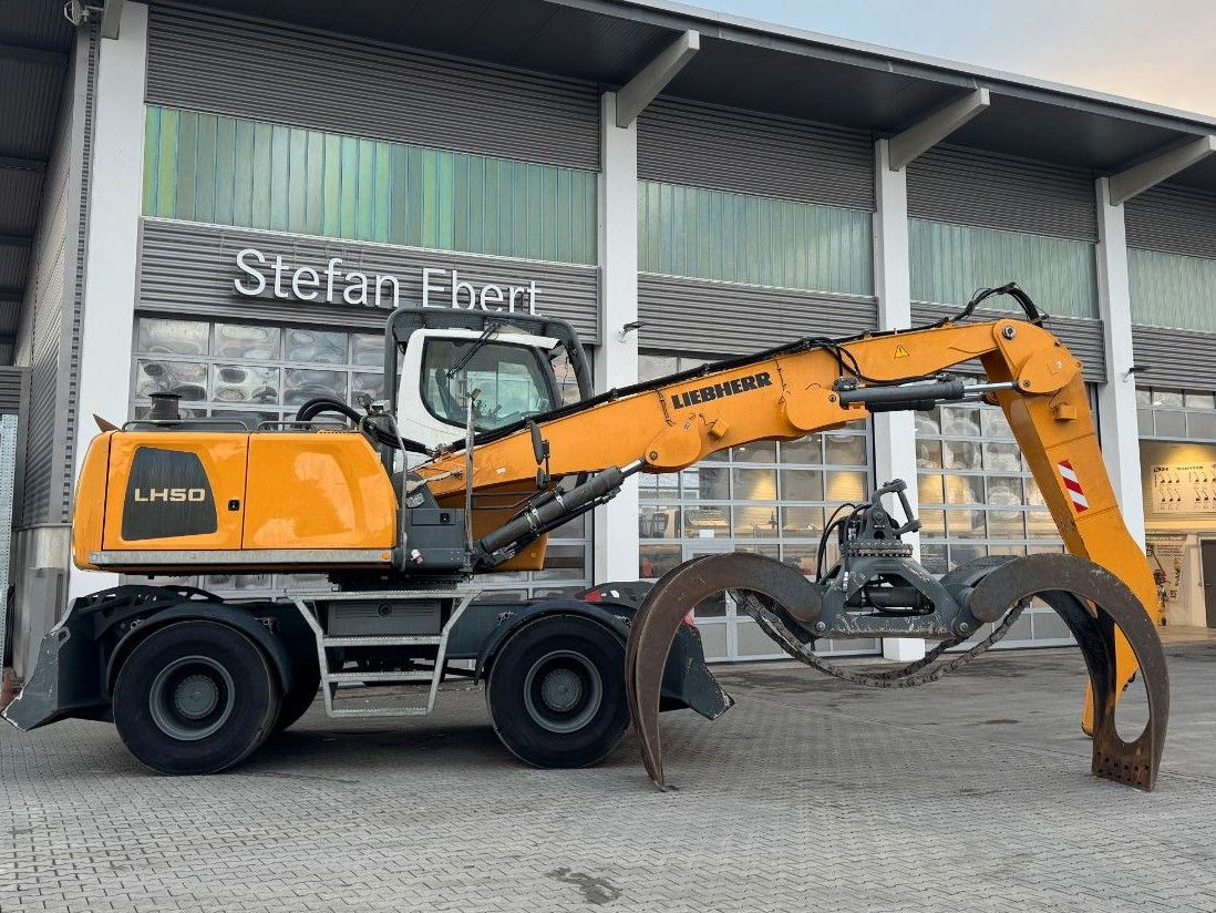 Liebherr LH 50 M Timber / inkl. Holzzange / 2020 / 11m - Escavadeira de rodas: foto 1 Liebherr LH 50 M Timber / inkl. Holzzange / 2020 / 11m - Escavadeira de rodas: foto 1