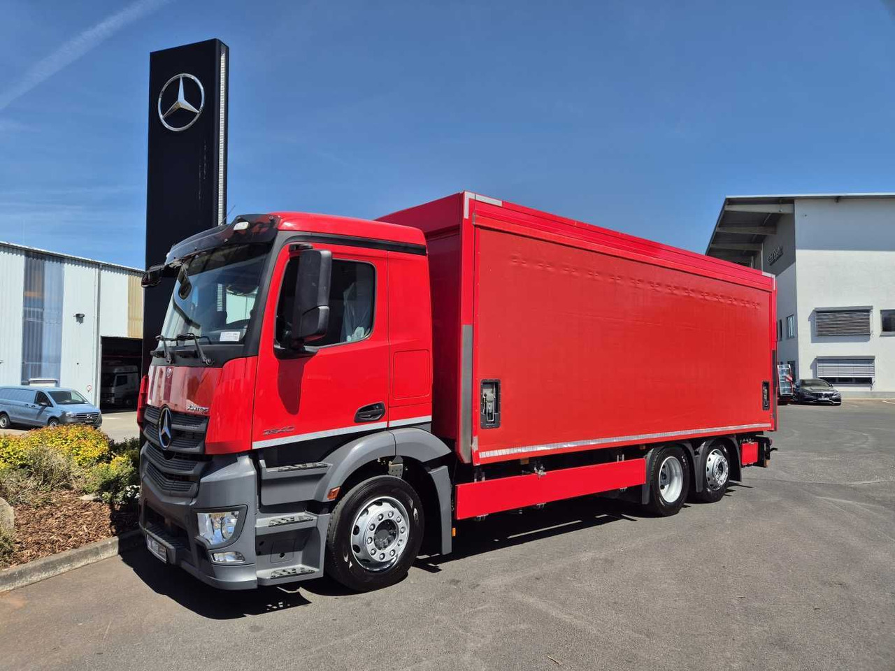 Mercedes-Benz Antos 2540 LnR 6x2 LBW Schiebeplanen AHK - Caminhão com lona: foto 2 Mercedes-Benz Antos 2540 LnR 6x2 LBW Schiebeplanen AHK - Caminhão com lona: foto 2