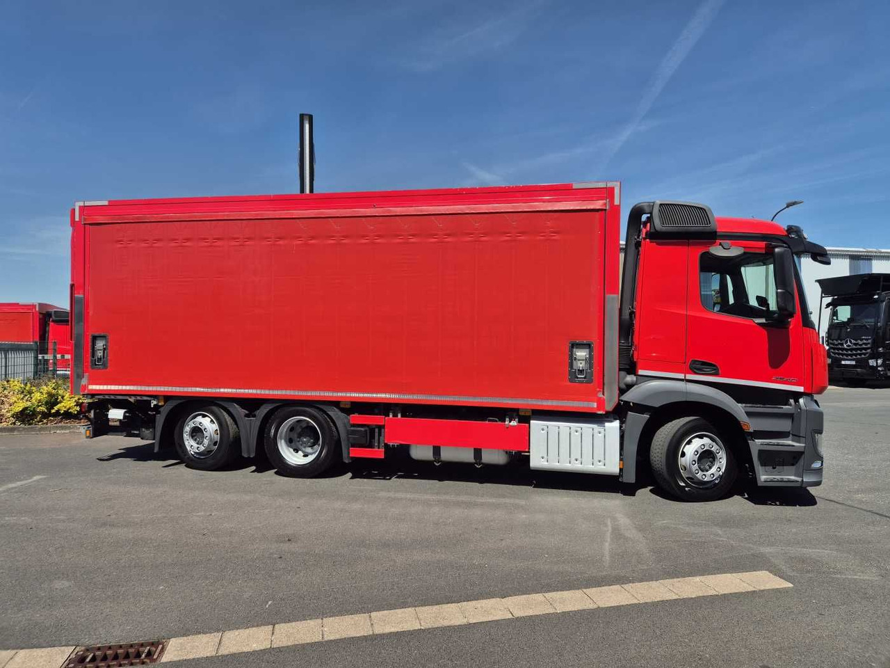 Mercedes-Benz Antos 2540 LnR 6x2 LBW Schiebeplanen AHK - Caminhão com lona: foto 5 Mercedes-Benz Antos 2540 LnR 6x2 LBW Schiebeplanen AHK - Caminhão com lona: foto 5