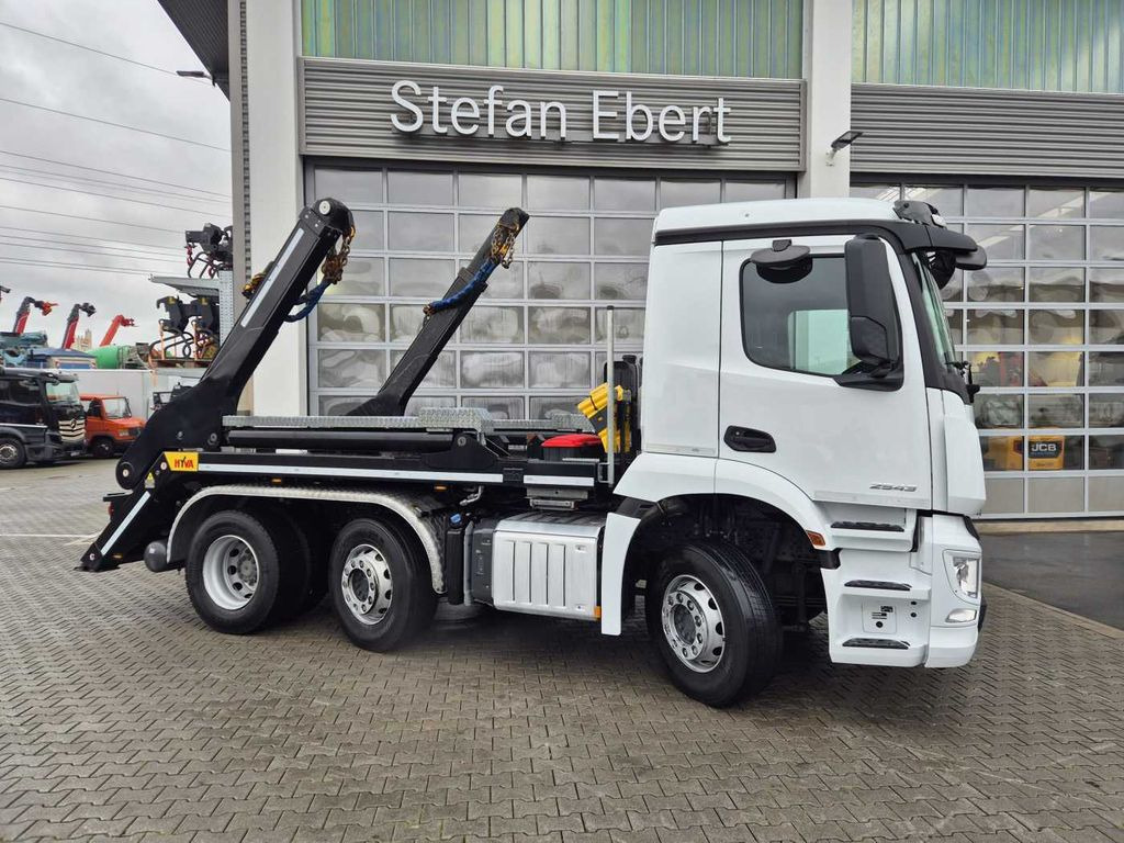 Mercedes-Benz Arocs 2543 L 6x2/4 Hiab TS 2018 TAZ Funk Mercedes-Benz Arocs 2543 L 6x2/4 Hiab TS 2018 TAZ Funk - Caminhão multibenne: foto 4 Mercedes-Benz Arocs 2543 L 6x2/4 Hiab TS 2018 TAZ Funk Mercedes-Benz Arocs 2543 L 6x2/4 Hiab TS 2018 TAZ Funk - Caminhão multibenne: foto 4