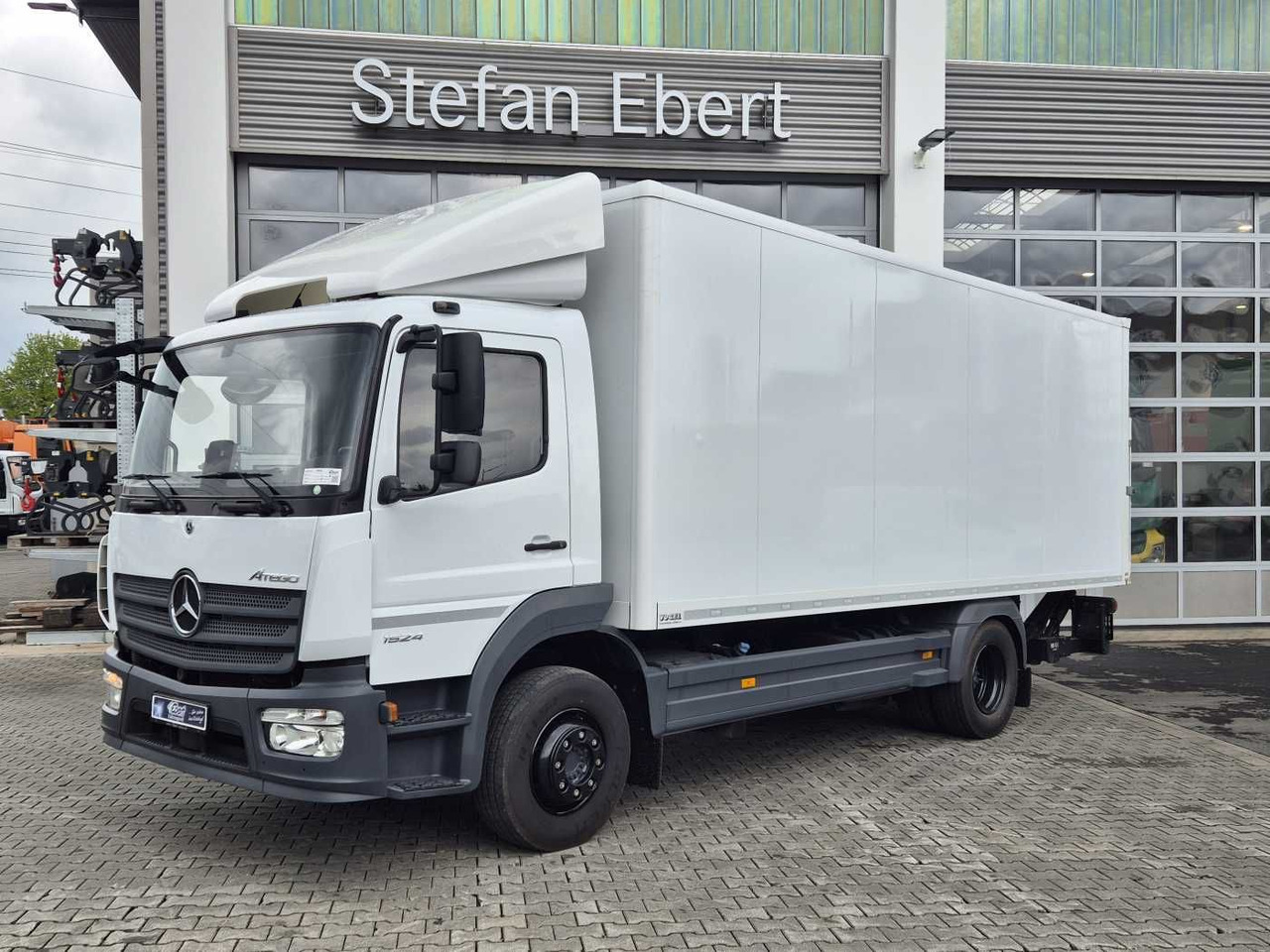 Mercedes-Benz Atego 1524 L LBW 1.500kg Klima Standheizung - Caminhão furgão: foto 1 Mercedes-Benz Atego 1524 L LBW 1.500kg Klima Standheizung - Caminhão furgão: foto 1