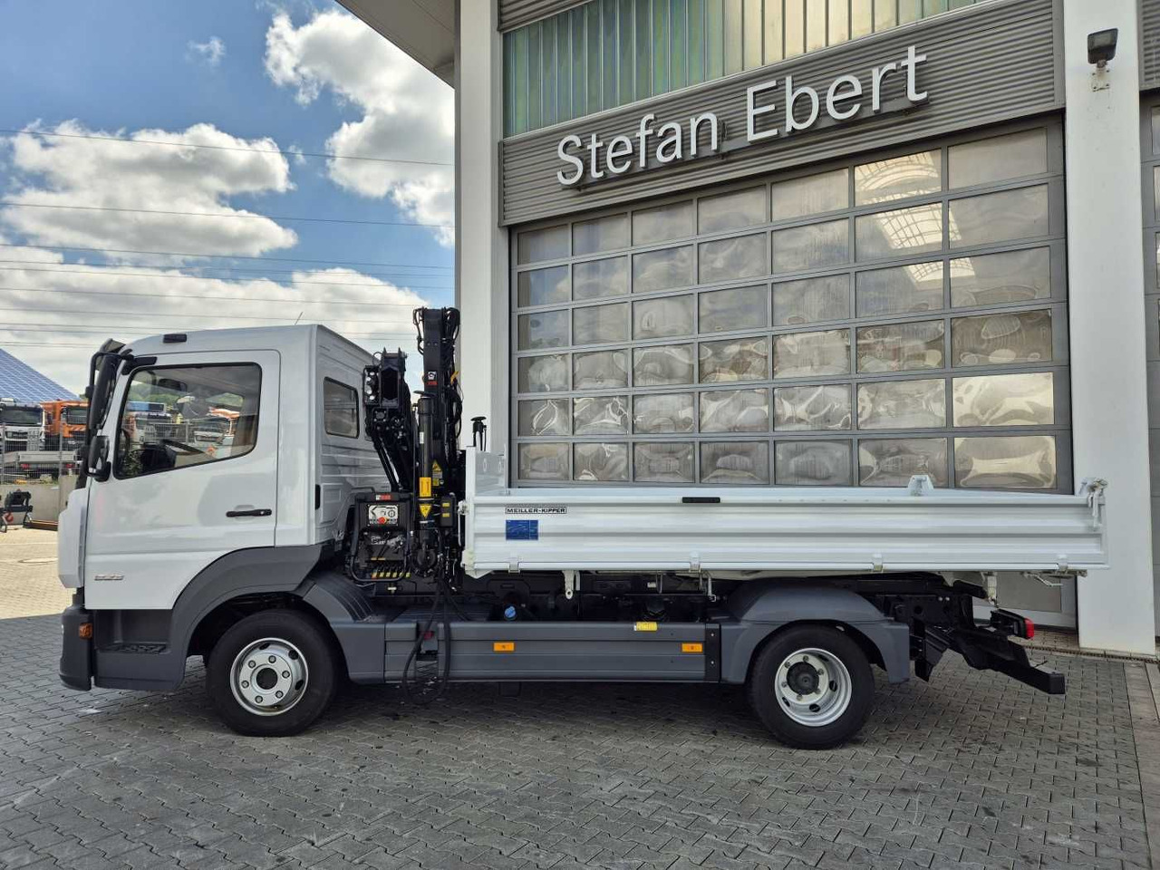 Mercedes-Benz Atego 823 KK Kipper+Kran+Funk+Greifersteuerung - Furgão basculante: foto 4 Mercedes-Benz Atego 823 KK Kipper+Kran+Funk+Greifersteuerung - Furgão basculante: foto 4