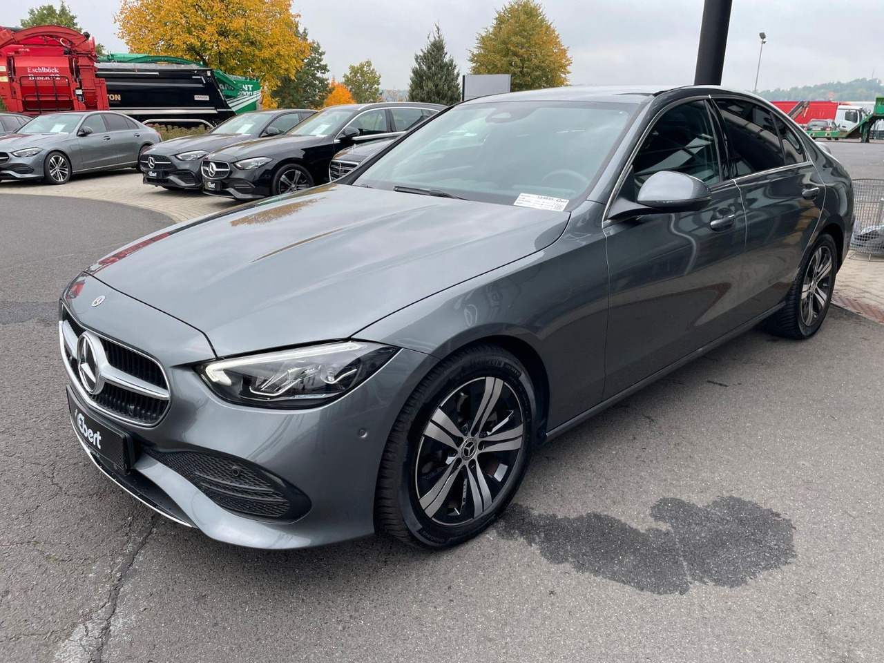 Mercedes-Benz C 180 AVANTGARDE R-Kamera+AHK+TOTW+Ambiente - Sedã: foto 2 Mercedes-Benz C 180 AVANTGARDE R-Kamera+AHK+TOTW+Ambiente - Sedã: foto 2