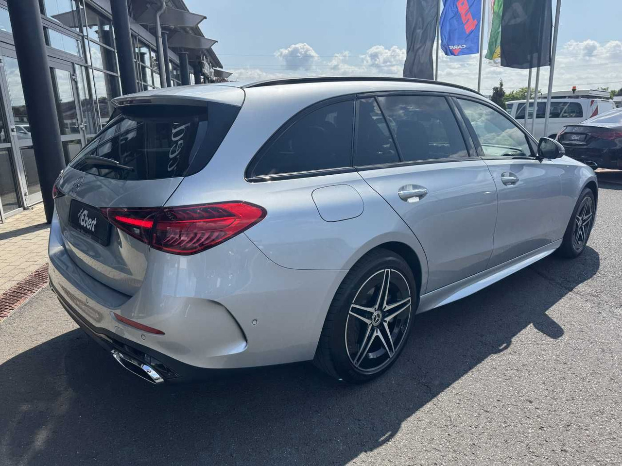Mercedes-Benz C 300de AMG+Pano+Burm+HUD+360+Digital+VOLL - Automóvel: foto 4 Mercedes-Benz C 300de AMG+Pano+Burm+HUD+360+Digital+VOLL - Automóvel: foto 4