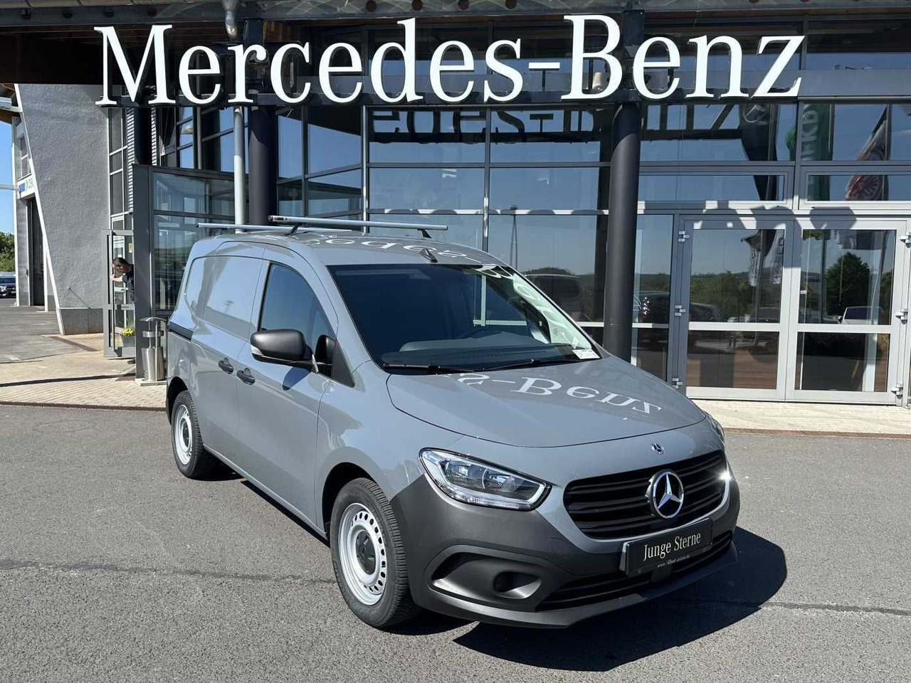 Mercedes-Benz Citan 108 CDI Regal Klima - Furgão compacto: foto 1 Mercedes-Benz Citan 108 CDI Regal Klima - Furgão compacto: foto 1
