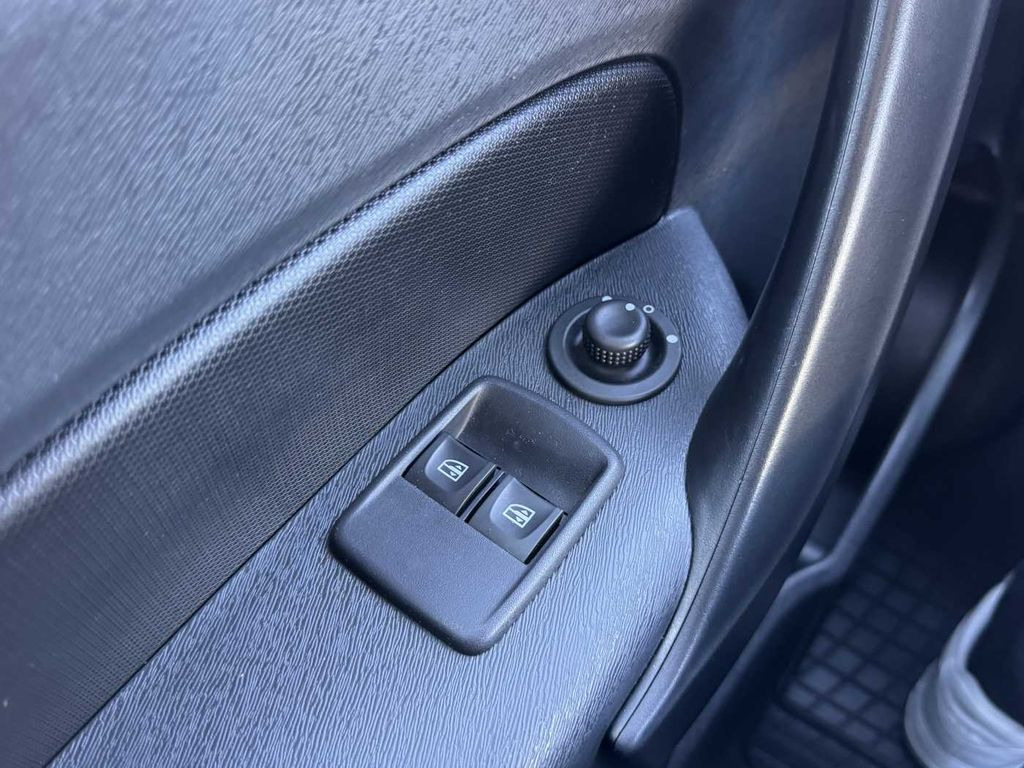 Locação de Mercedes-Benz Citan 109 CDI Klima  Mercedes-Benz Citan 109 CDI Klima: foto 12