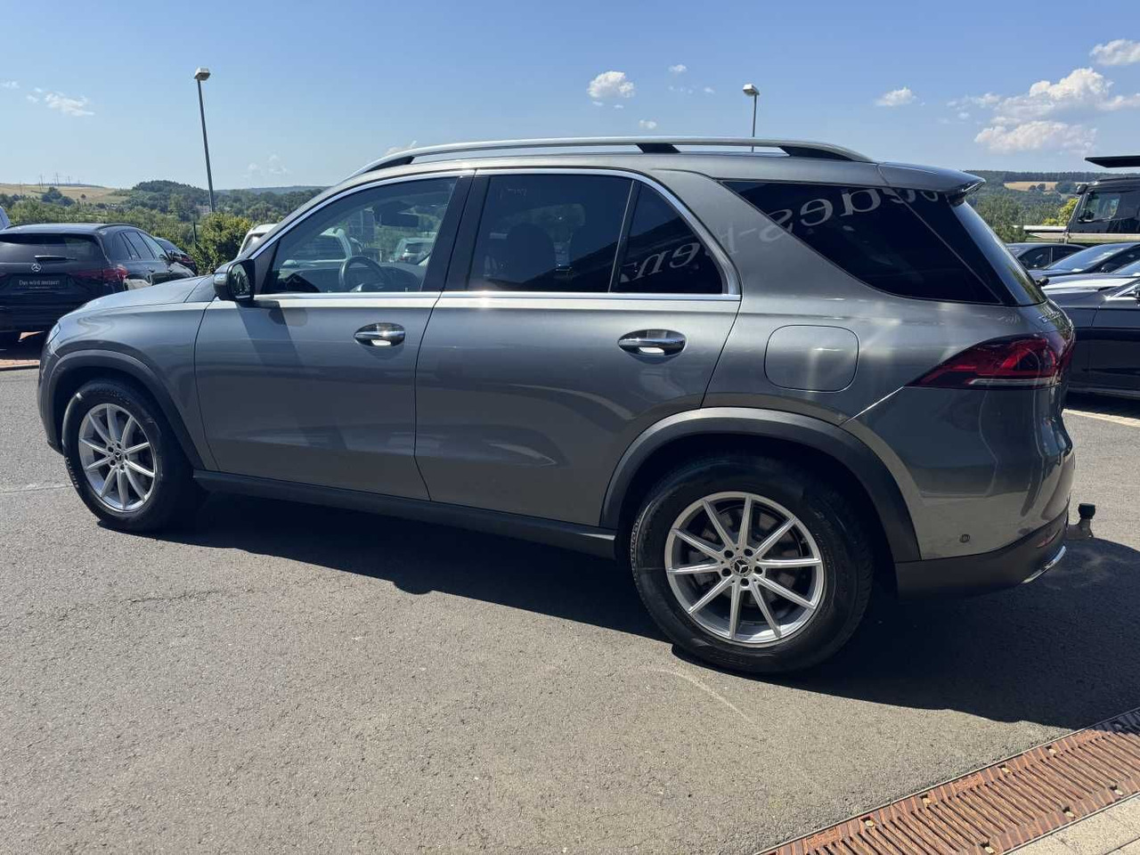 Mercedes-Benz GLE 350de 4M AMG+AHK+DistrPlus+HUD+360 - SUV: foto 3 Mercedes-Benz GLE 350de 4M AMG+AHK+DistrPlus+HUD+360 - SUV: foto 3