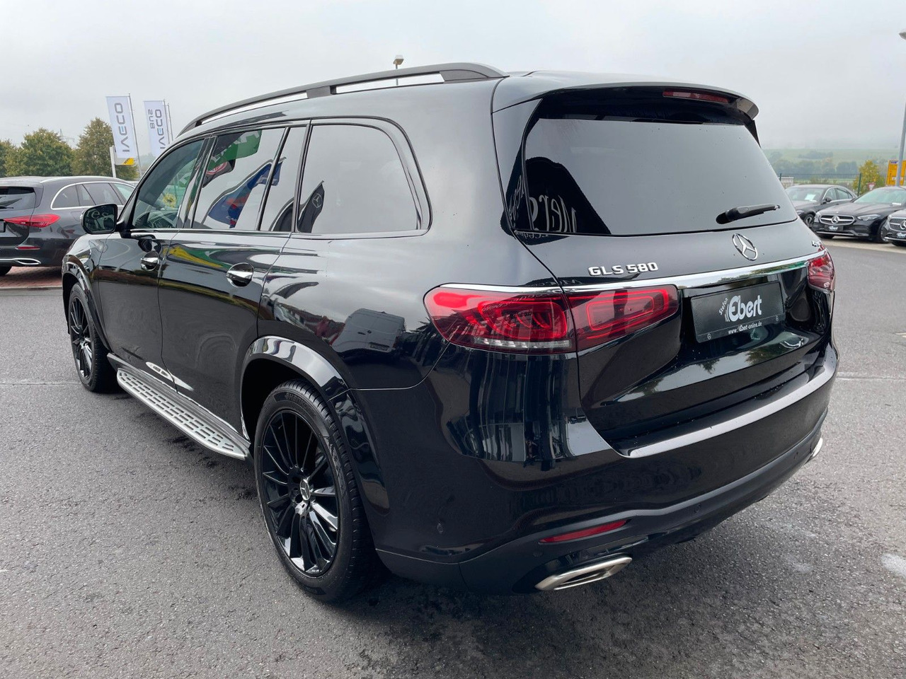 Mercedes-Benz GLS 580 4M AMG Pano+AHK+Burm+7Sitz+HUD+Fond+VOLL - SUV: foto 3 Mercedes-Benz GLS 580 4M AMG Pano+AHK+Burm+7Sitz+HUD+Fond+VOLL - SUV: foto 3