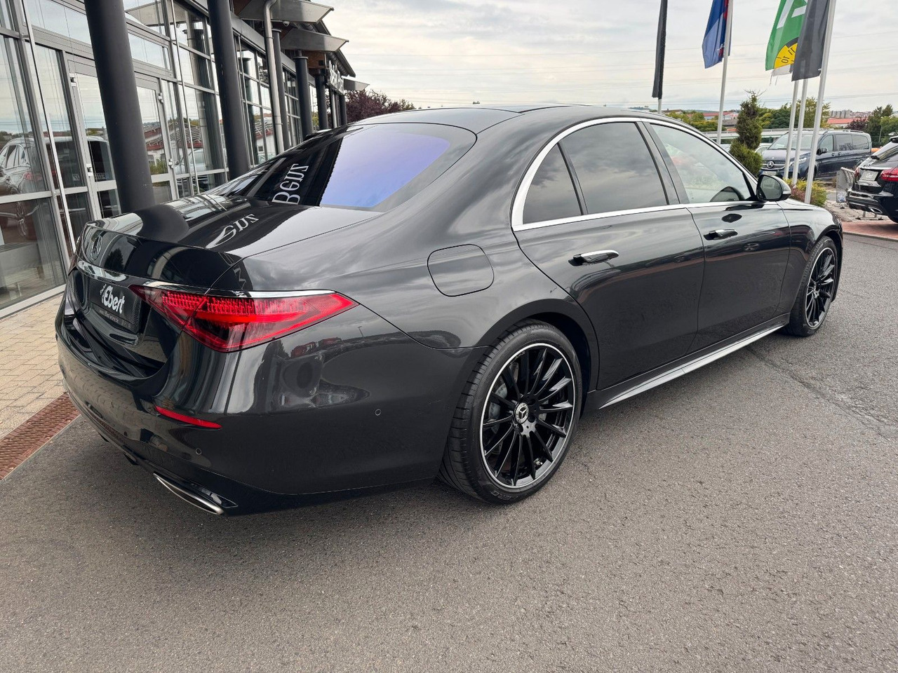Mercedes-Benz S 580e AMG+Pano+Digital+Burm+3D+AirM+HUD+360+ - Sedã: foto 4 Mercedes-Benz S 580e AMG+Pano+Digital+Burm+3D+AirM+HUD+360+ - Sedã: foto 4