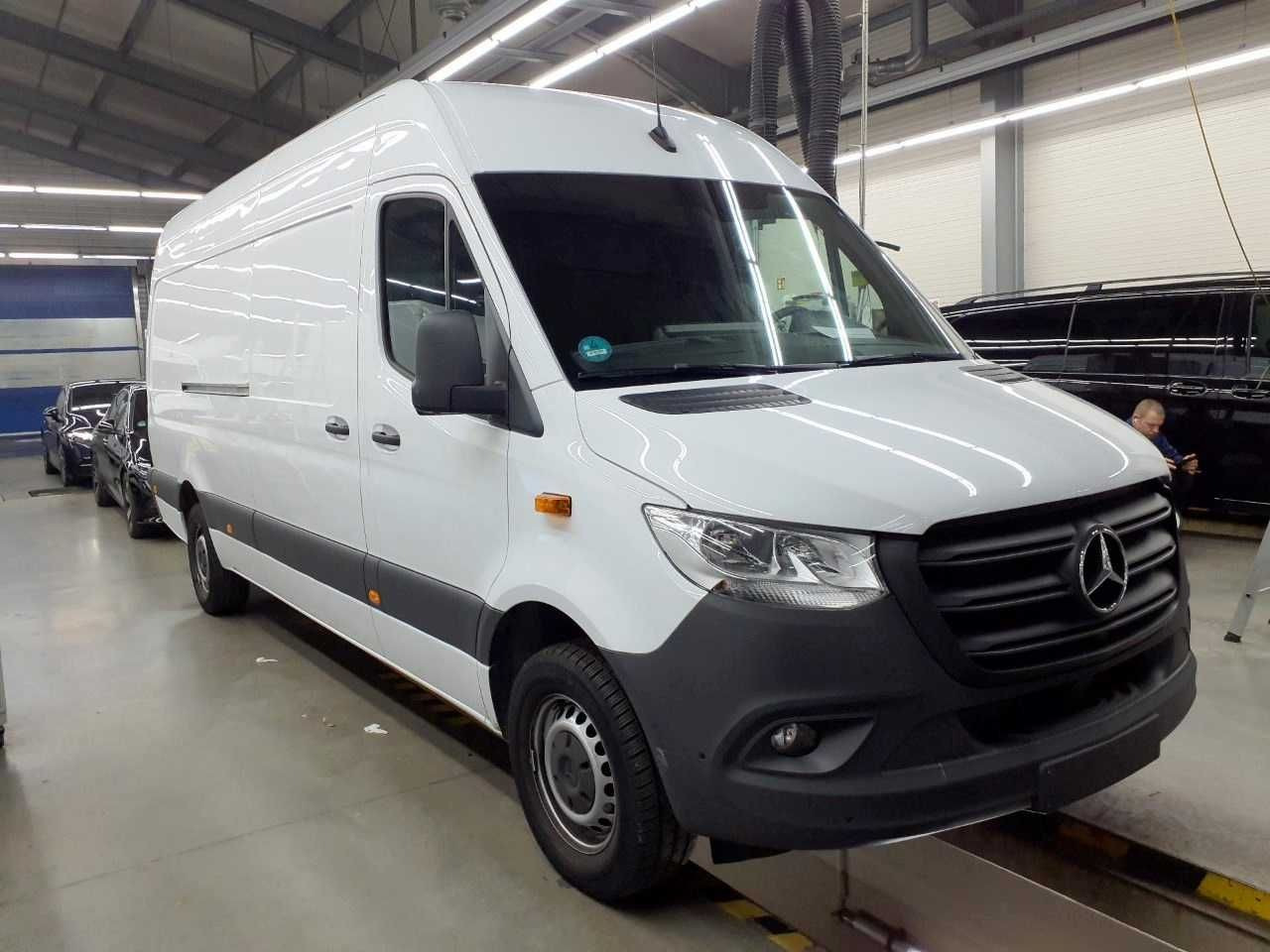 Mercedes-Benz Sprinter 315 CDI 4325 Klima 360 Schwing MBUX SHZ - Furgão: foto 1 Mercedes-Benz Sprinter 315 CDI 4325 Klima 360 Schwing MBUX SHZ - Furgão: foto 1