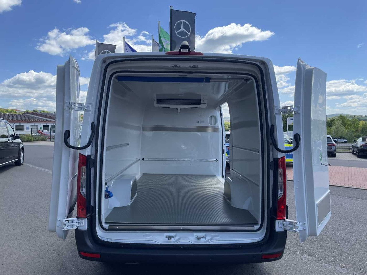 Mercedes-Benz Sprinter 315 CDI Frischdienst Fahr-/Standkühlung - Carrinha frigorífica: foto 5 Mercedes-Benz Sprinter 315 CDI Frischdienst Fahr-/Standkühlung - Carrinha frigorífica: foto 5