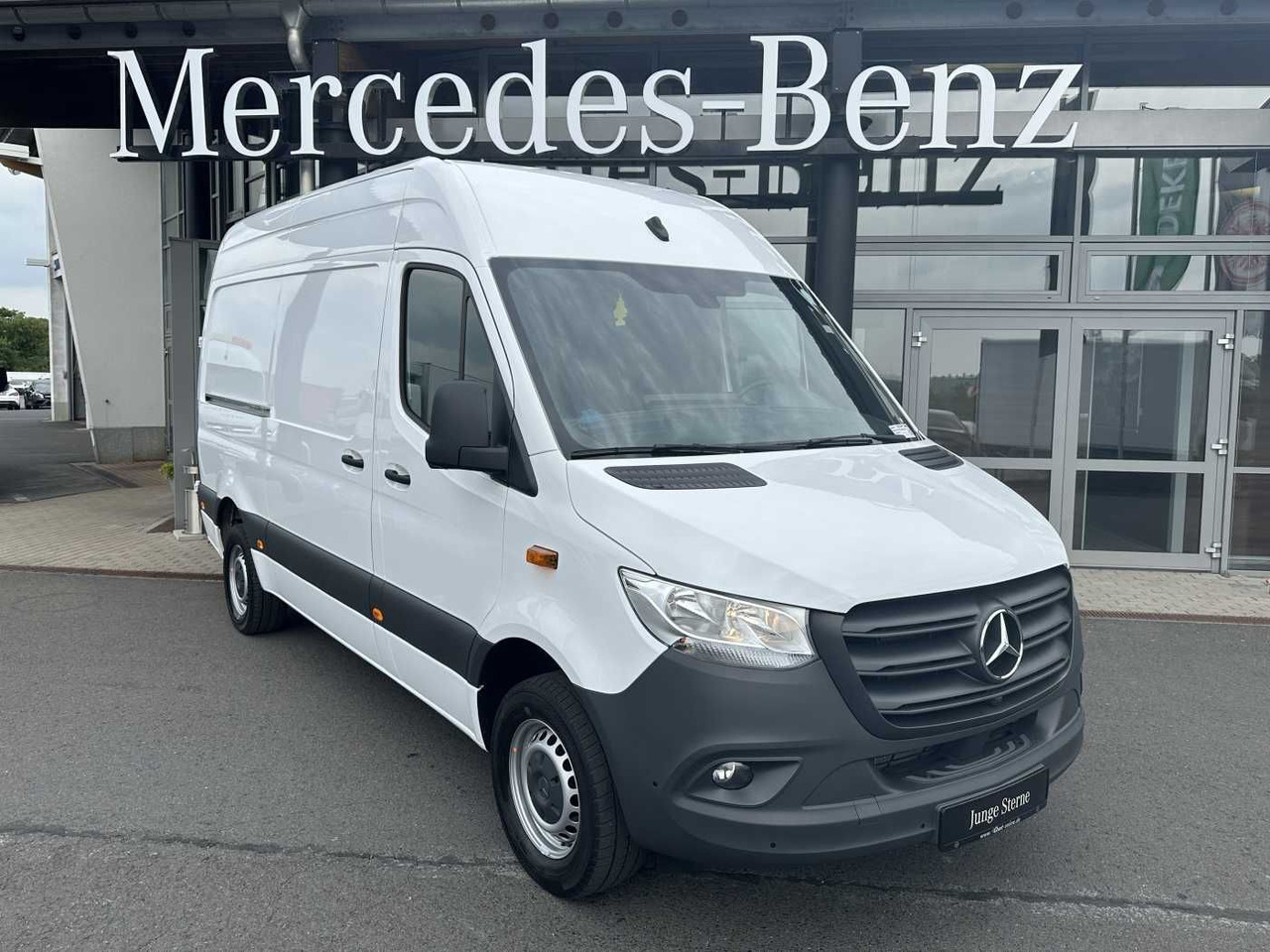 Mercedes-Benz Sprinter 317 CDI 3665 9G Klima 360 MBUX SHZ - Furgão: foto 1 Mercedes-Benz Sprinter 317 CDI 3665 9G Klima 360 MBUX SHZ - Furgão: foto 1
