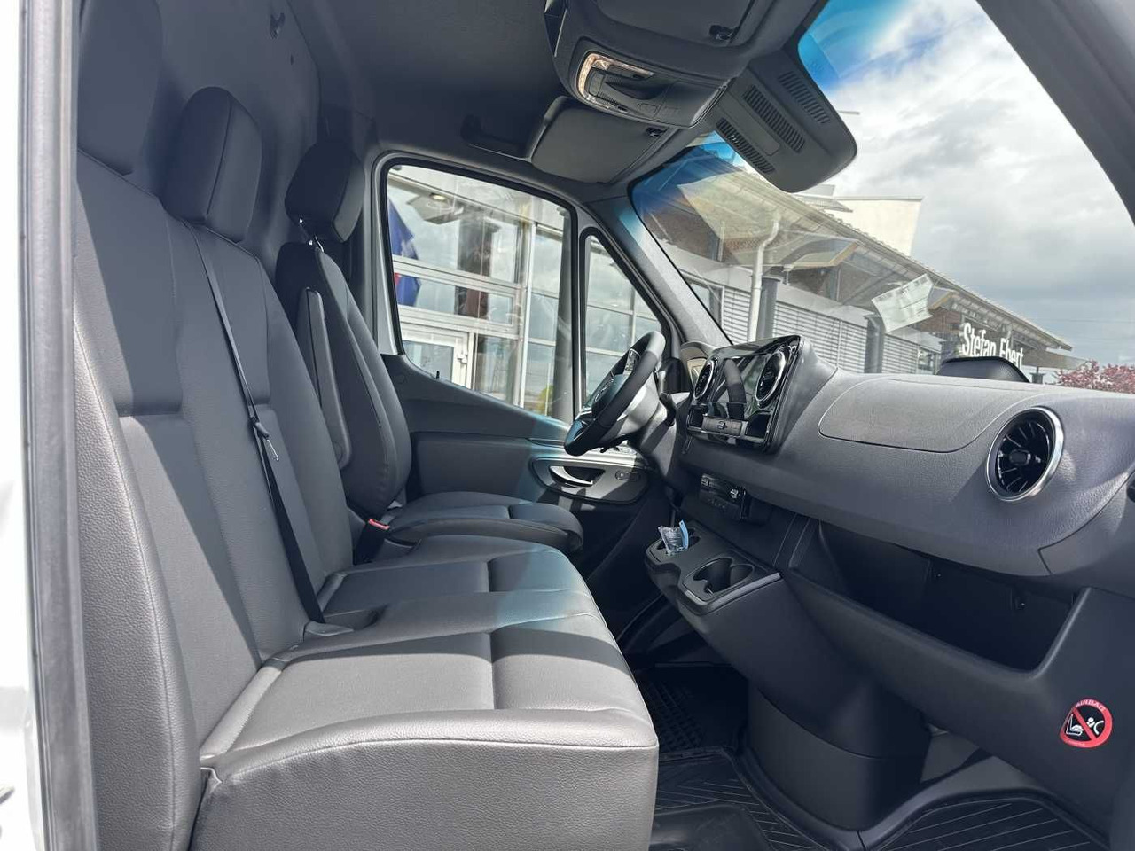 Furgão Mercedes-Benz Sprinter 319 CDI 4x4 4325 Kamera LED SHZ MBUX: foto 8