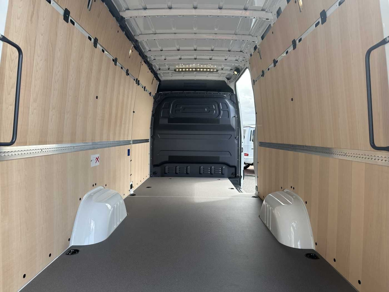 Furgão Mercedes-Benz Sprinter 319 CDI 4x4 4325 Kamera LED SHZ MBUX: foto 7