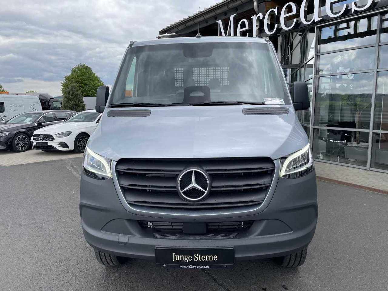Mercedes-Benz Sprinter 319 CDI 4x4 DoKa Klima Stdheiz AHK LED - Furgão de toldo: foto 2 Mercedes-Benz Sprinter 319 CDI 4x4 DoKa Klima Stdheiz AHK LED - Furgão de toldo: foto 2